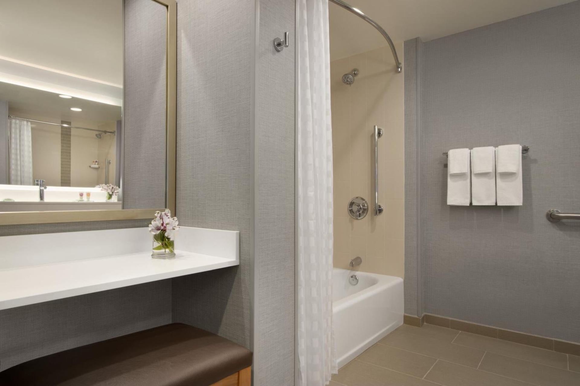Hyatt Place Chicago O'Hare Airport photo 47