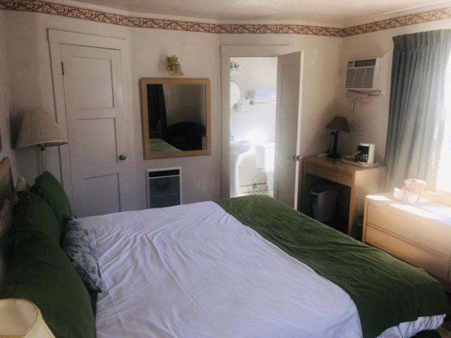 Silver Maple Inn photo 10
