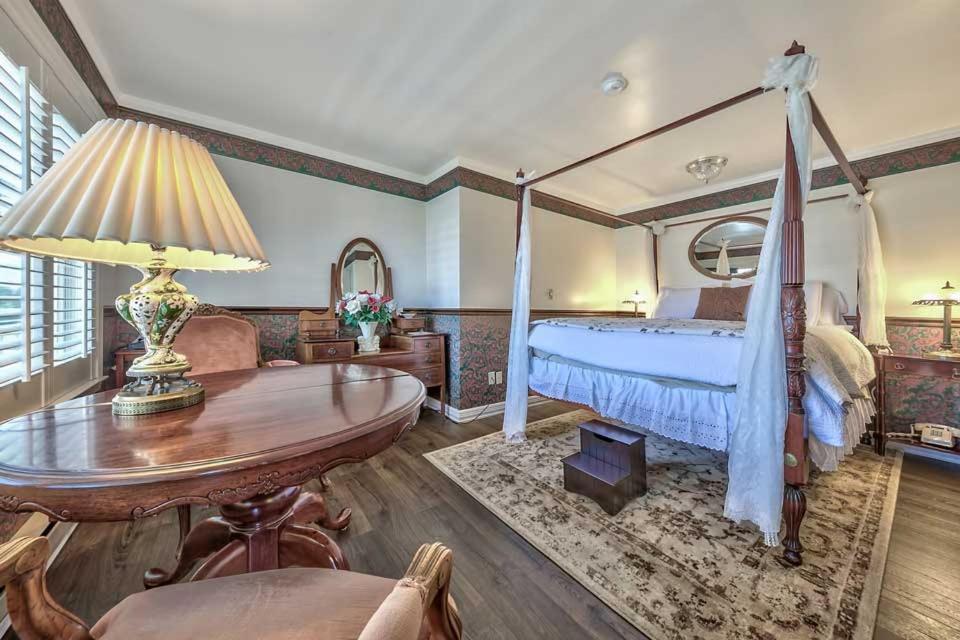 Silver Maple Inn photo 8