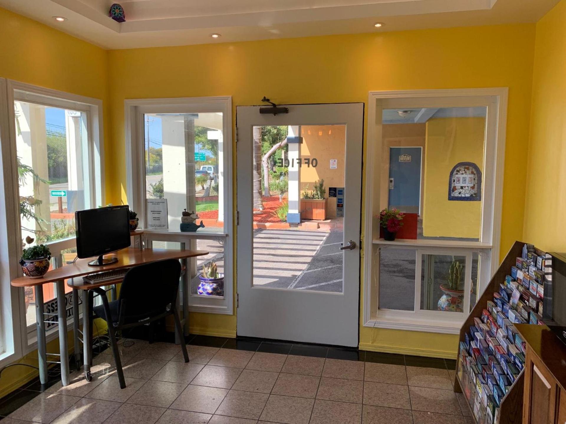 Sandyland Reef Inn photo 14