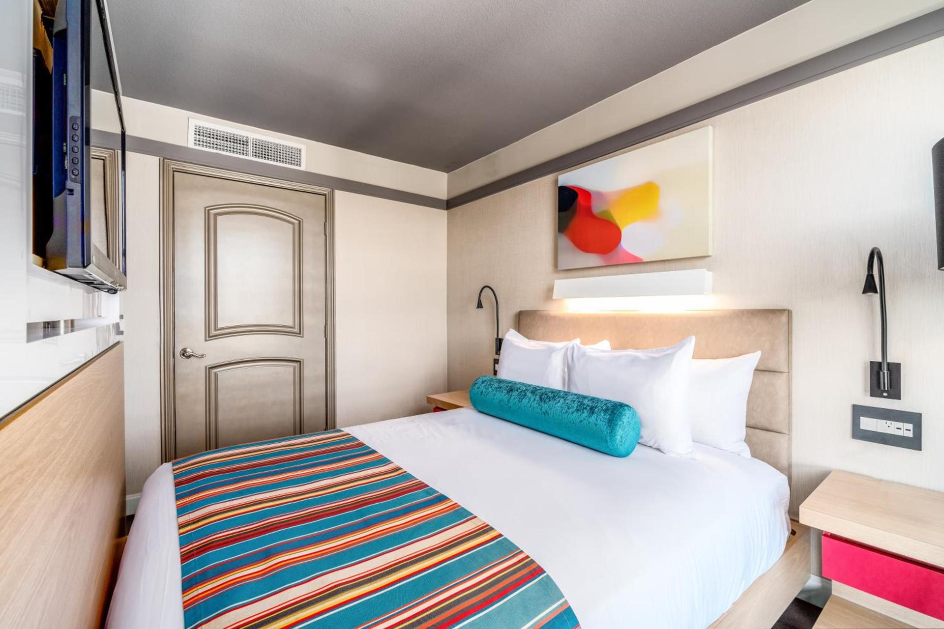 Century Park Hotel LA photo 24
