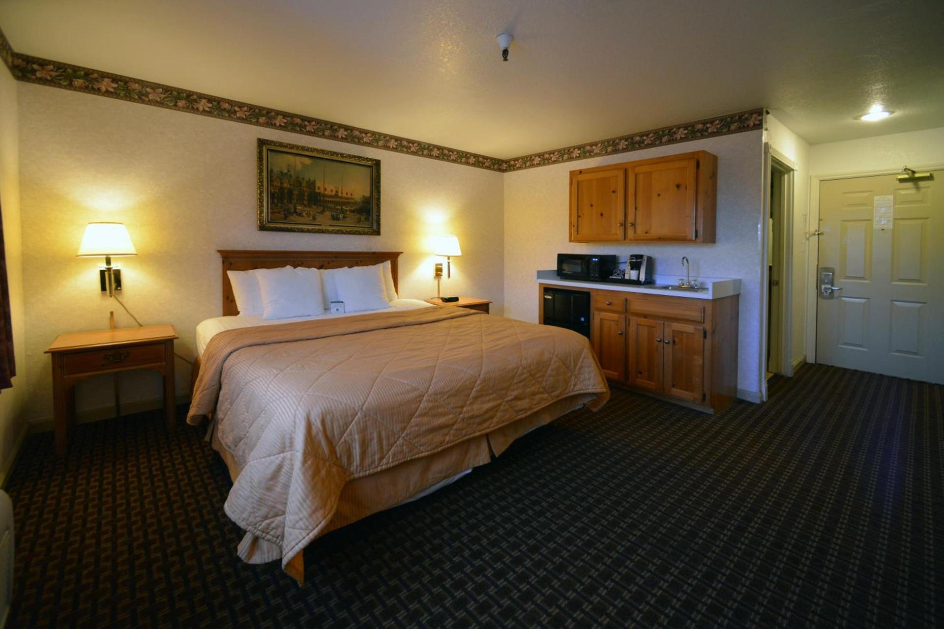 Cherry Orchard Inn photo 10
