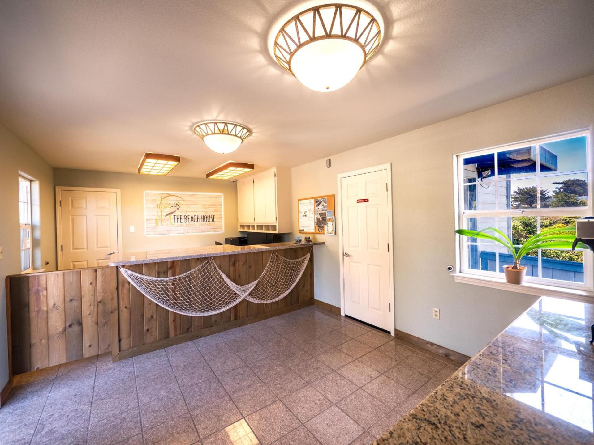 Beach House Inn photo 10