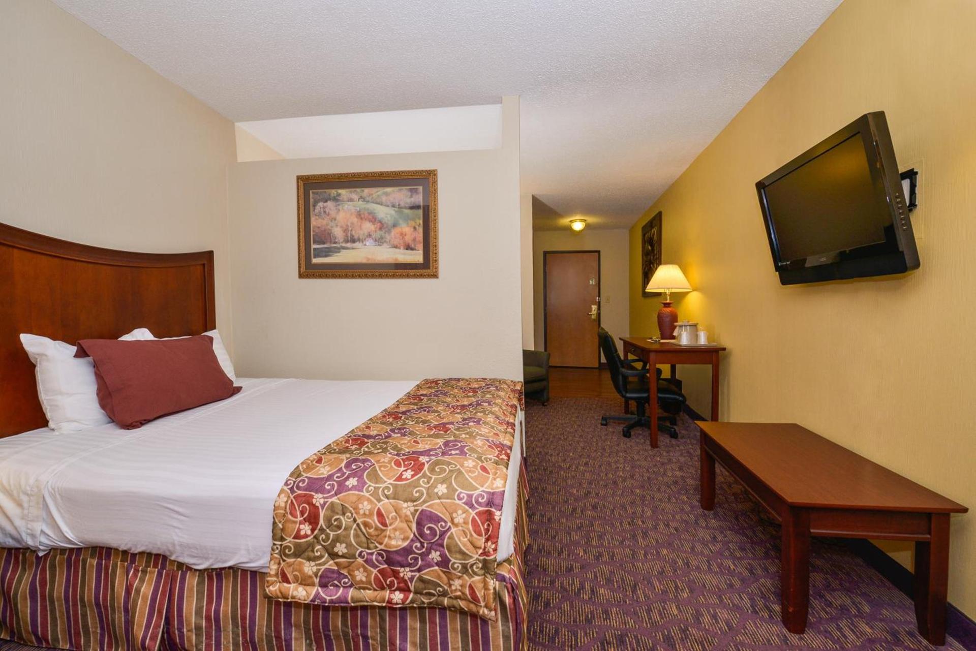 Lamplighter Inn-South photo 19
