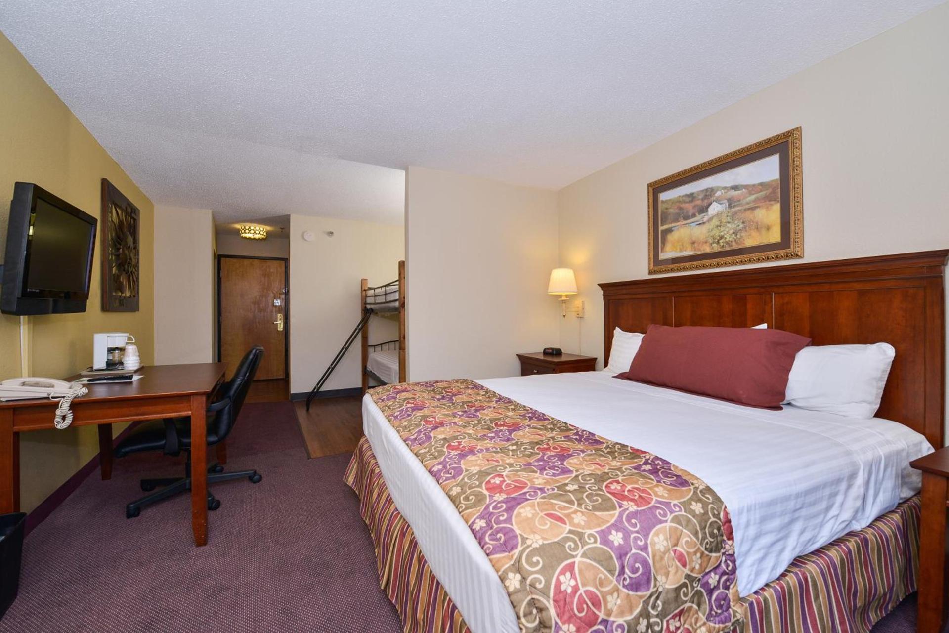 Lamplighter Inn-South photo 28