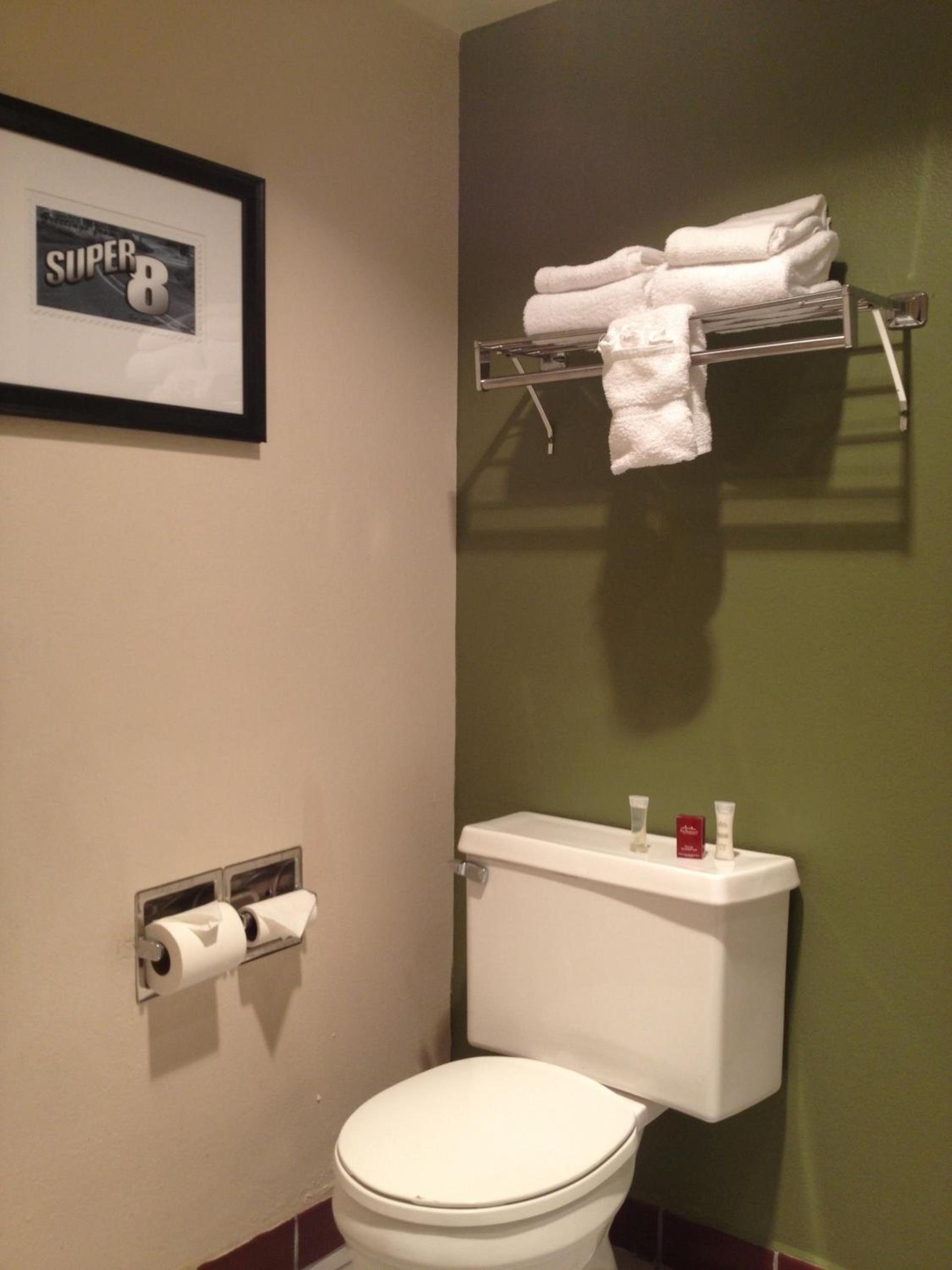 Super 8 by Wyndham Wheat Ridge/Denver West photo 22