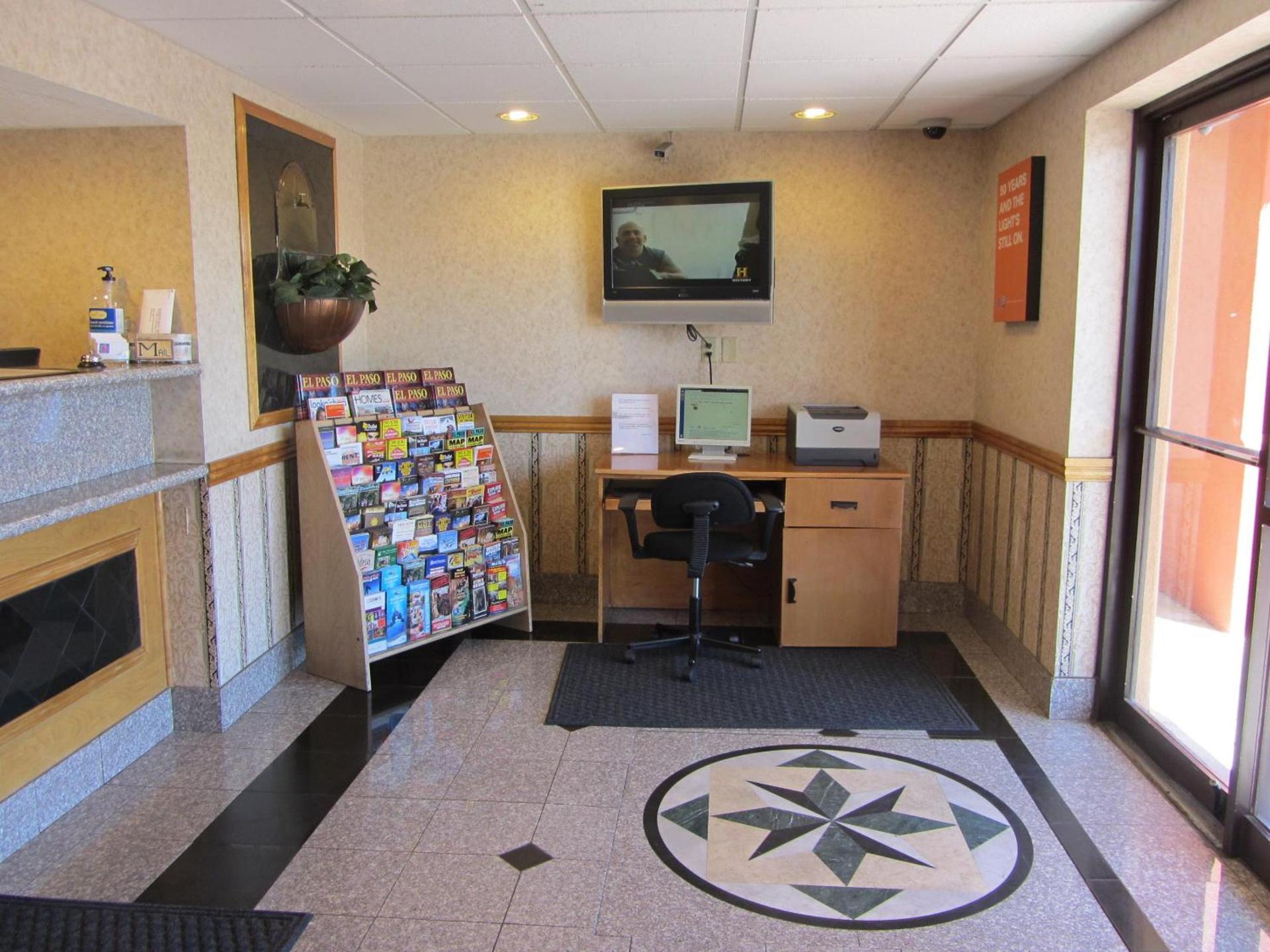 Motel 6-El Paso, TX - West photo 14