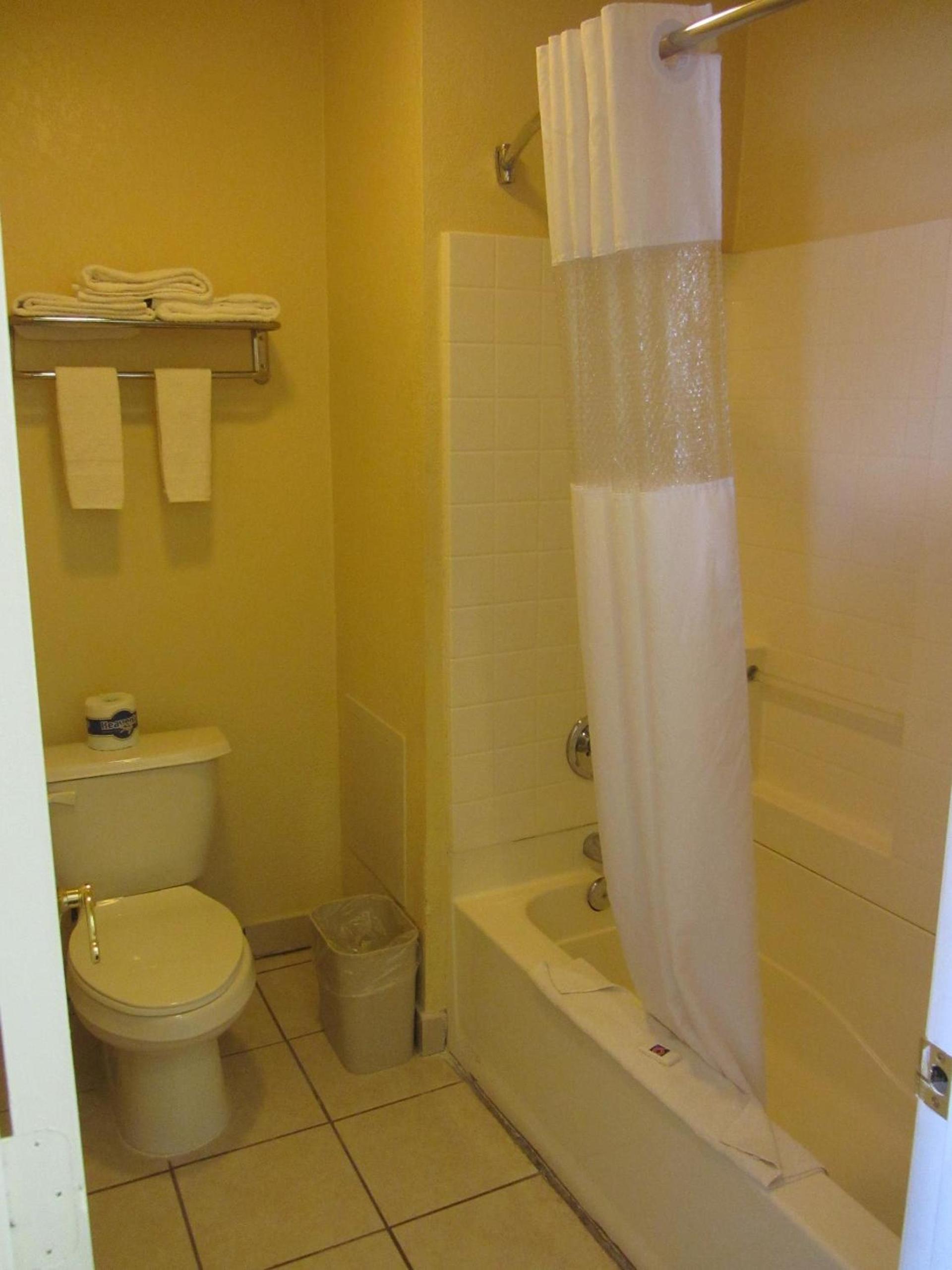 Motel 6-El Paso, TX - West photo 9