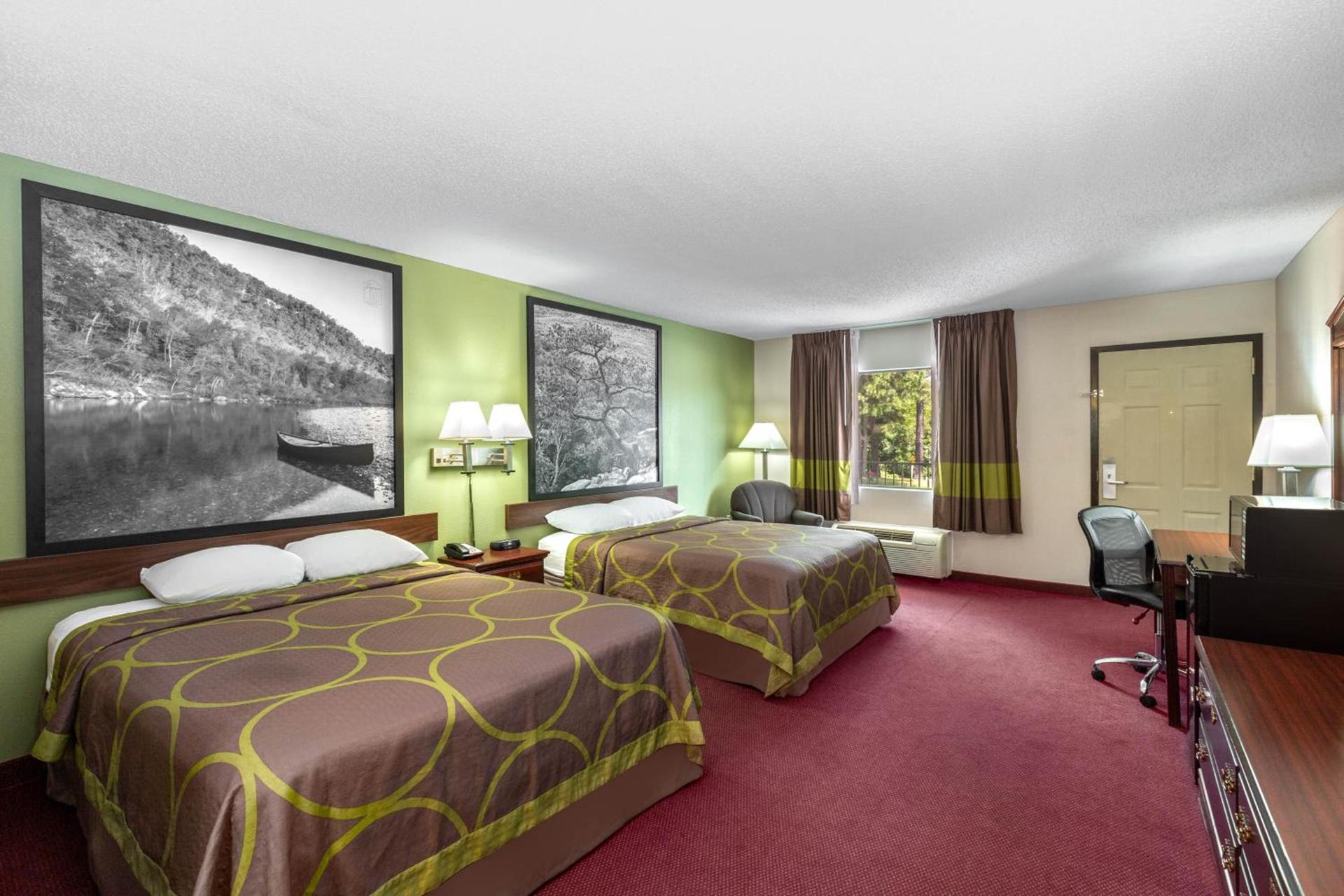 Super 8 by Wyndham Eureka Springs photo 43