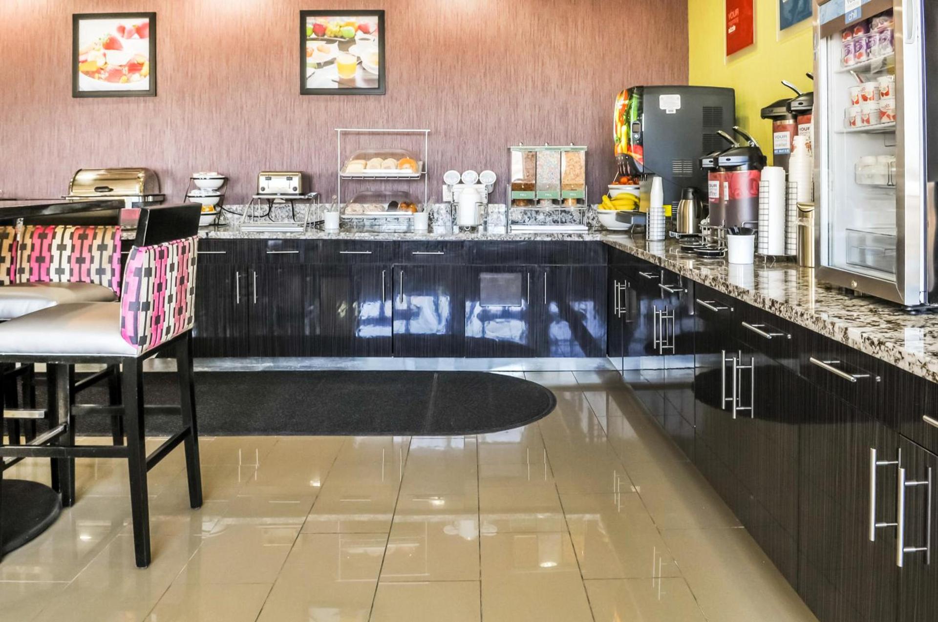 Comfort Inn & Suites Artesia photo 20