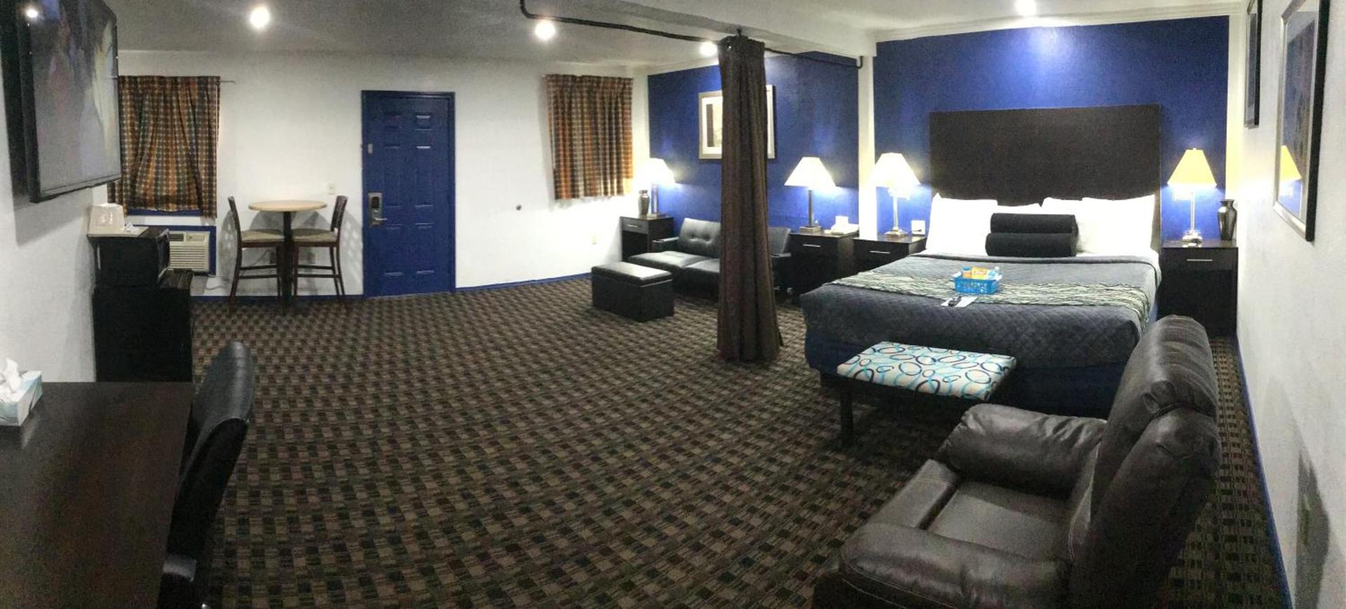 Budget Inn & Suites photo 23
