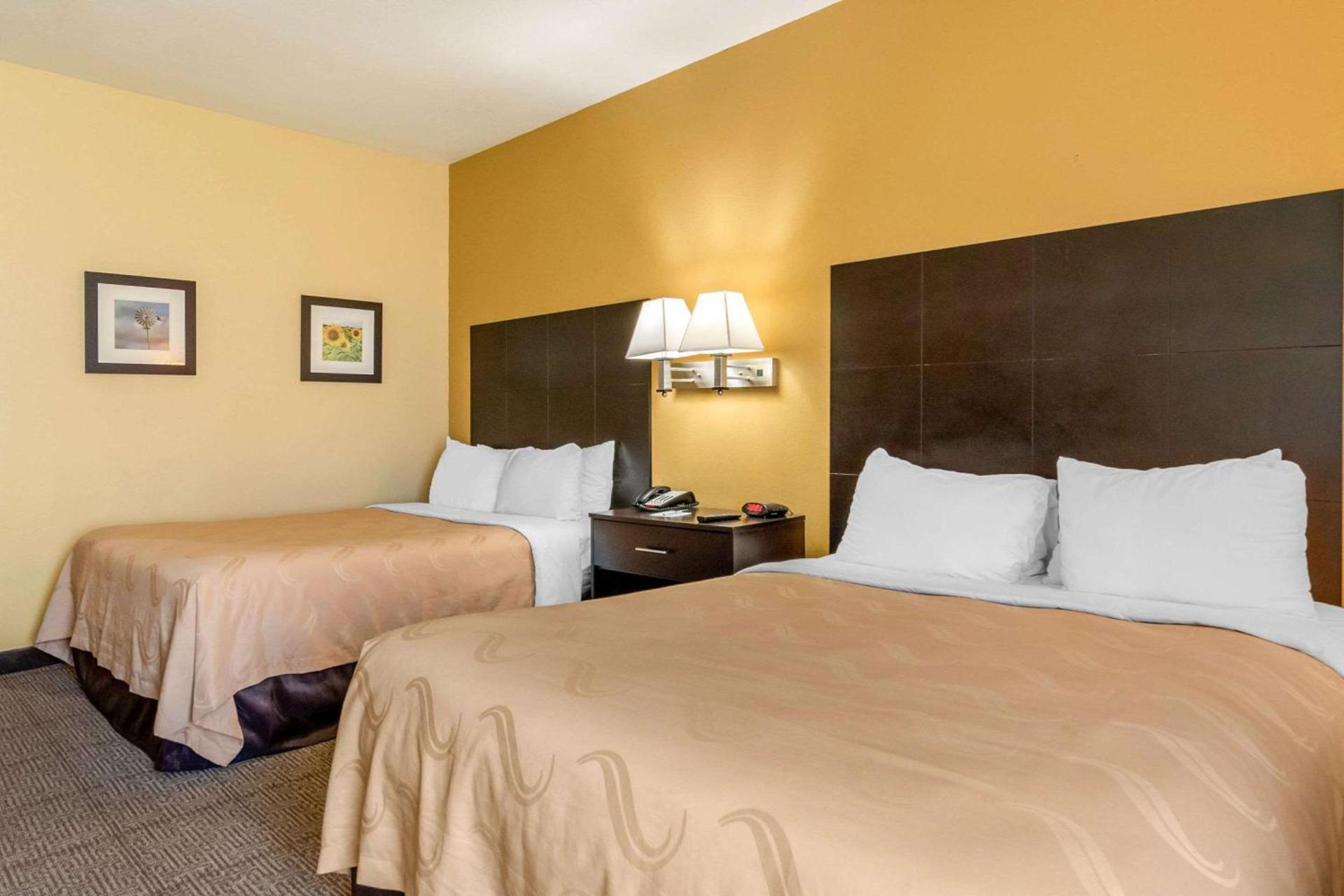 Quality Inn & Suites Lenexa Kansas City photo 32