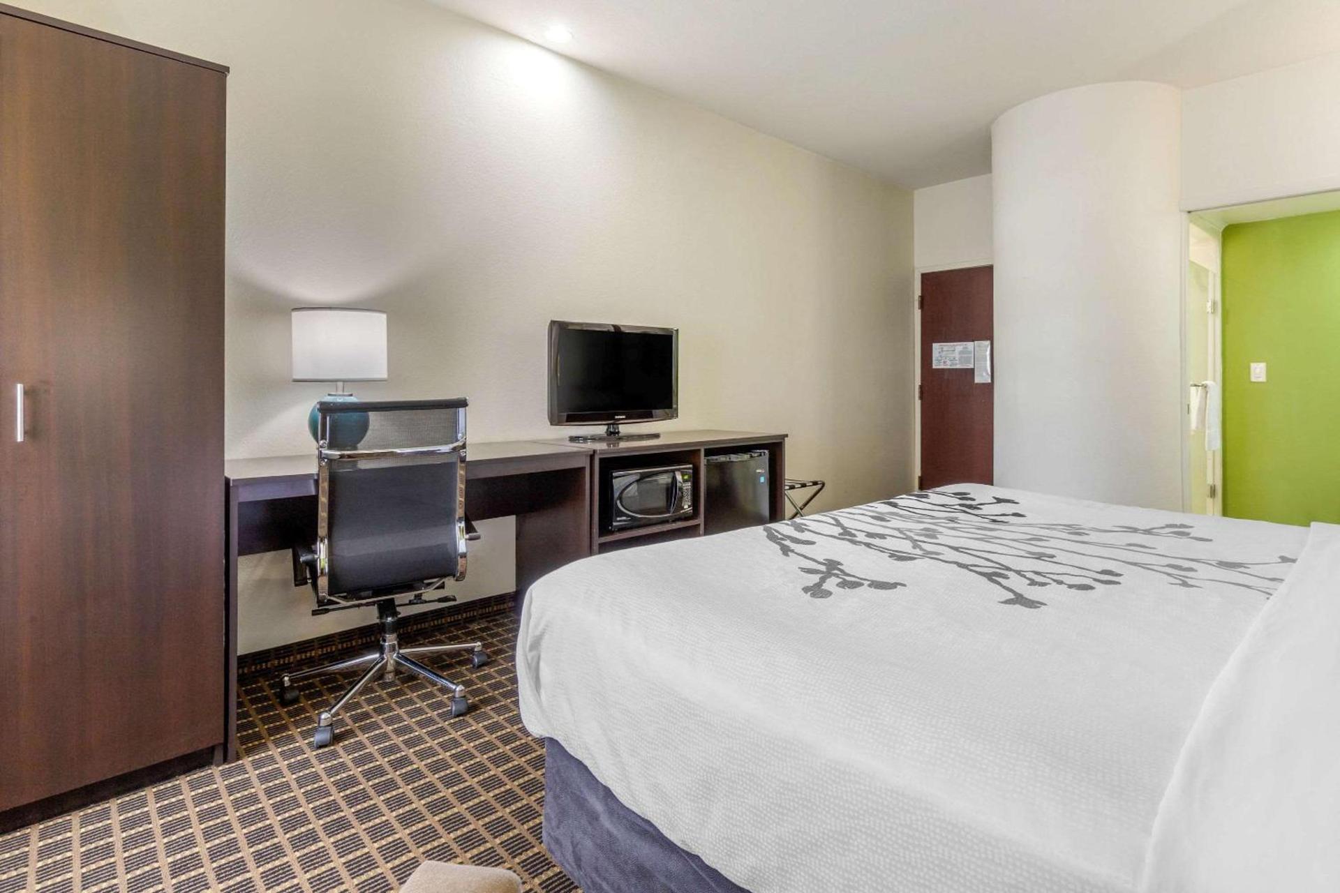 Sleep Inn Orangeburg photo 20