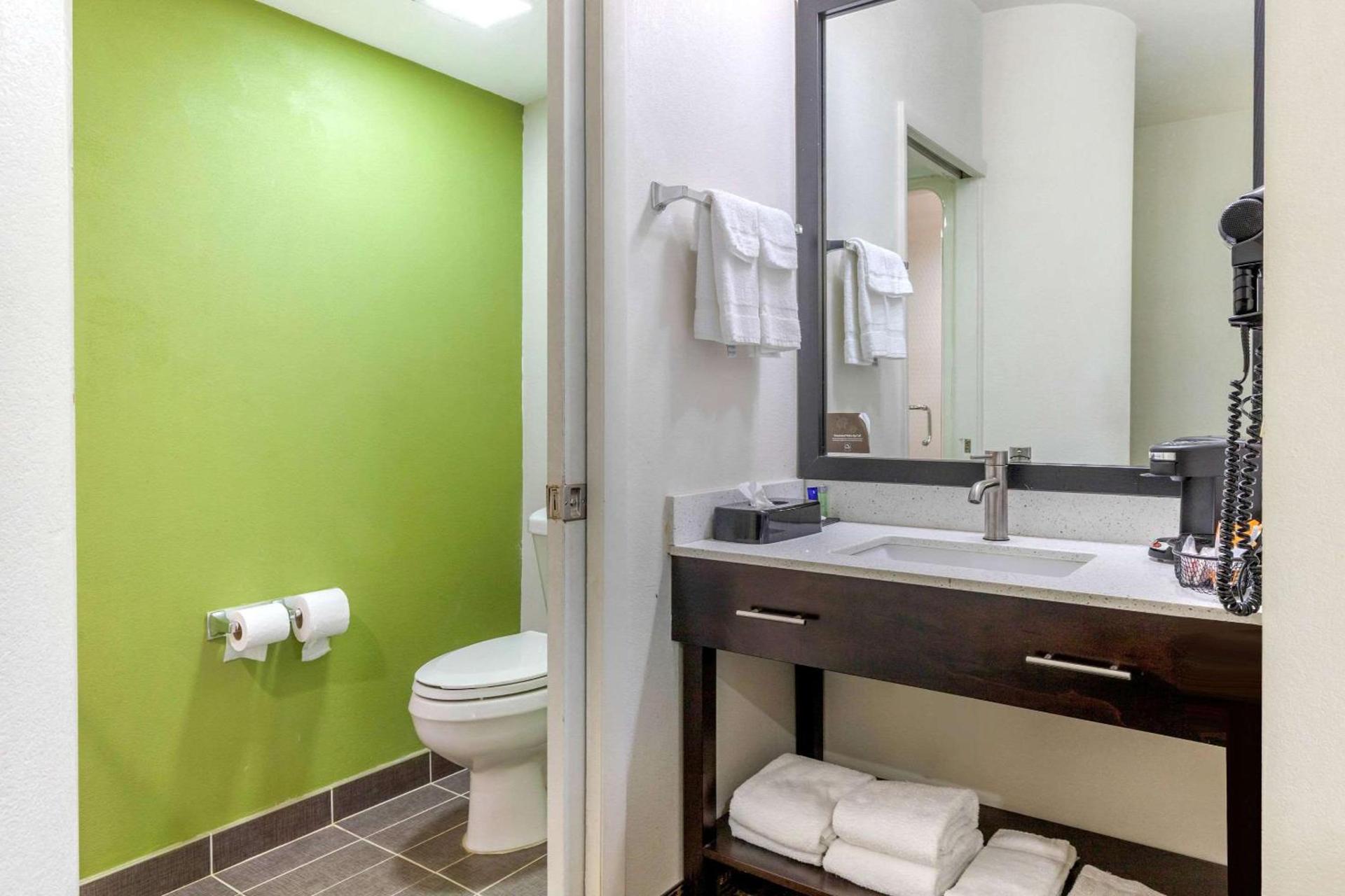 Sleep Inn Orangeburg photo 21