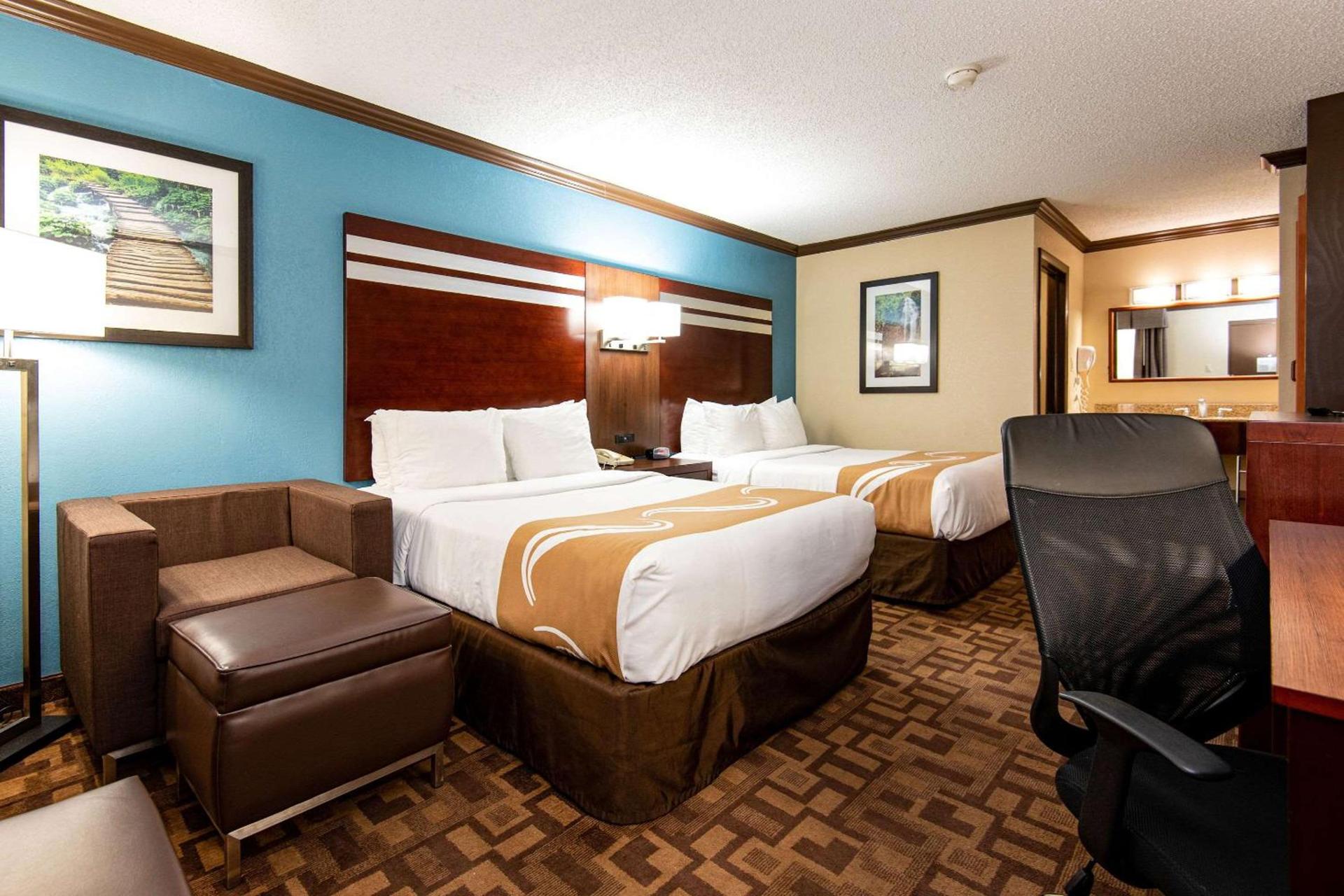 Quality Inn & Suites Quakertown-Allentown photo 8