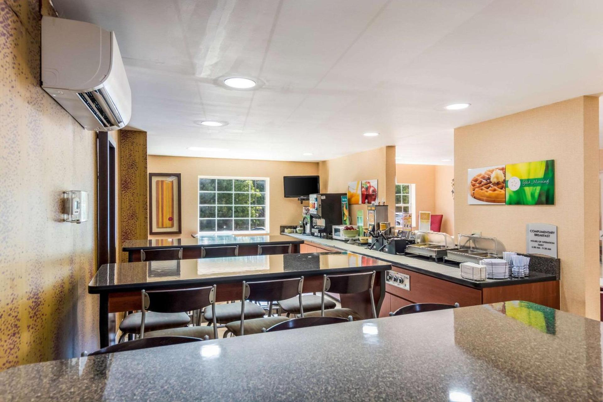 Quality Inn Chester - South Richmond photo 8
