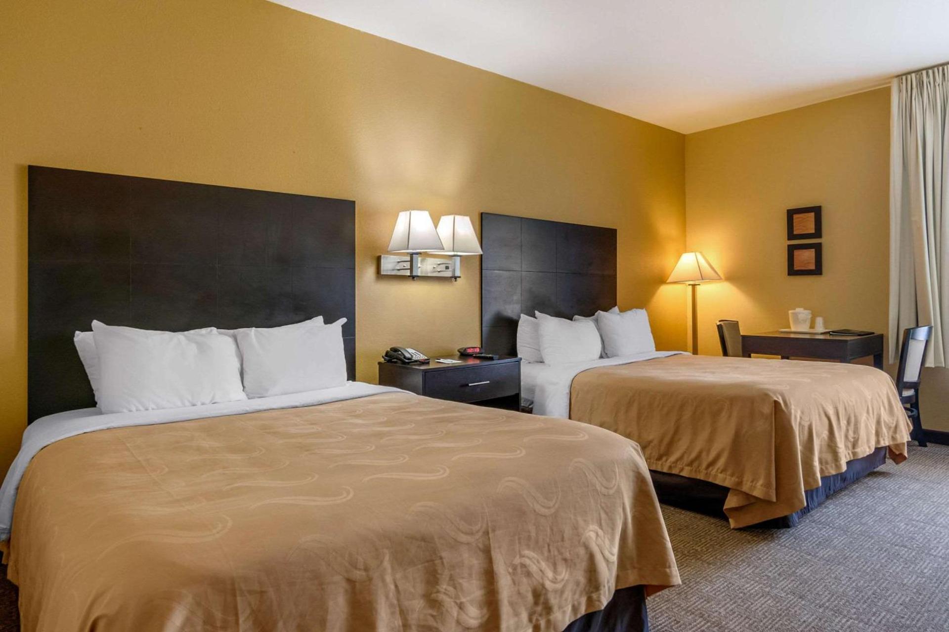Quality Inn & Suites Lenexa Kansas City photo 19