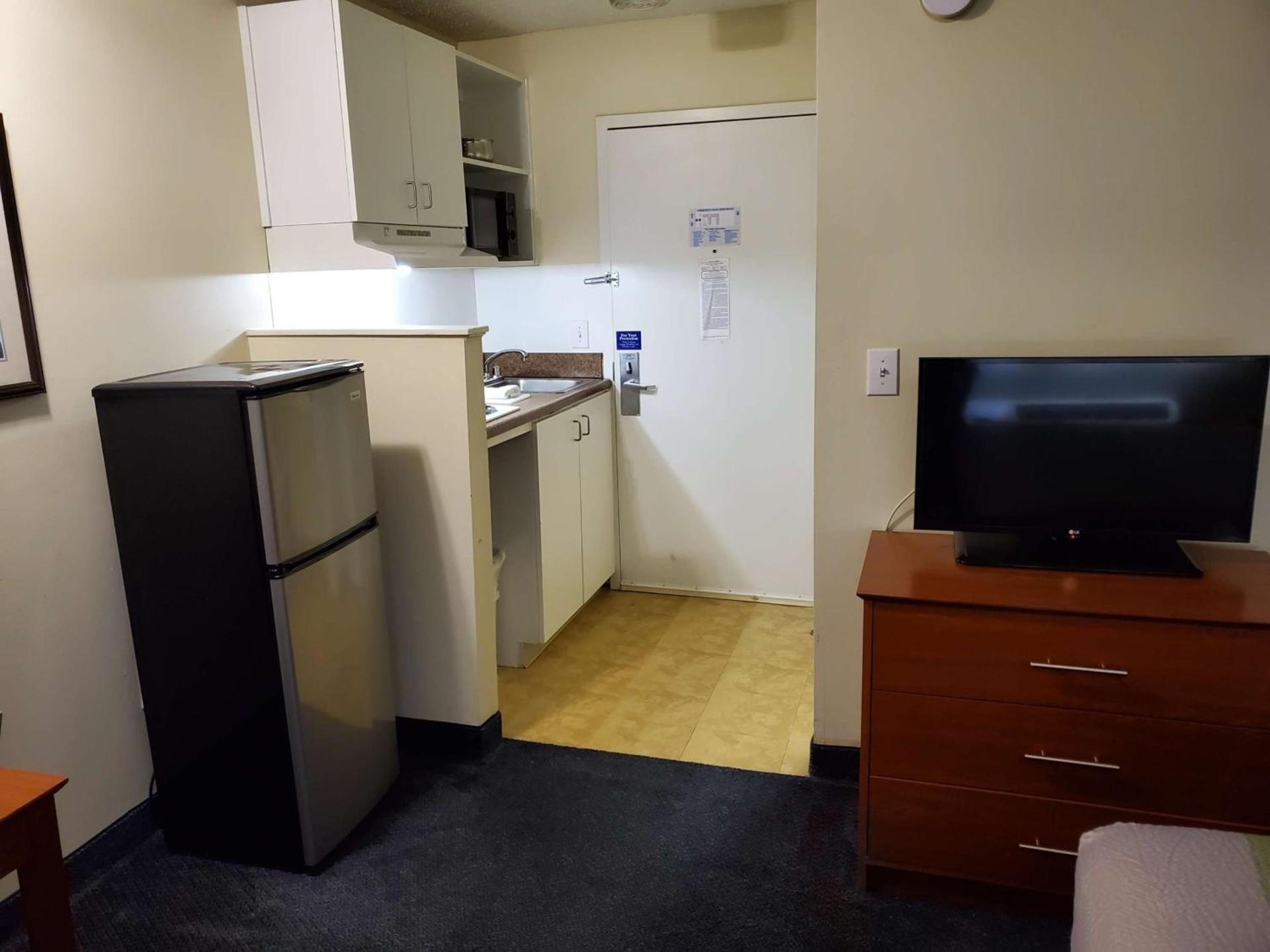 Studio 6 Extended Stay - Richmond, VA - I-64 West photo 8