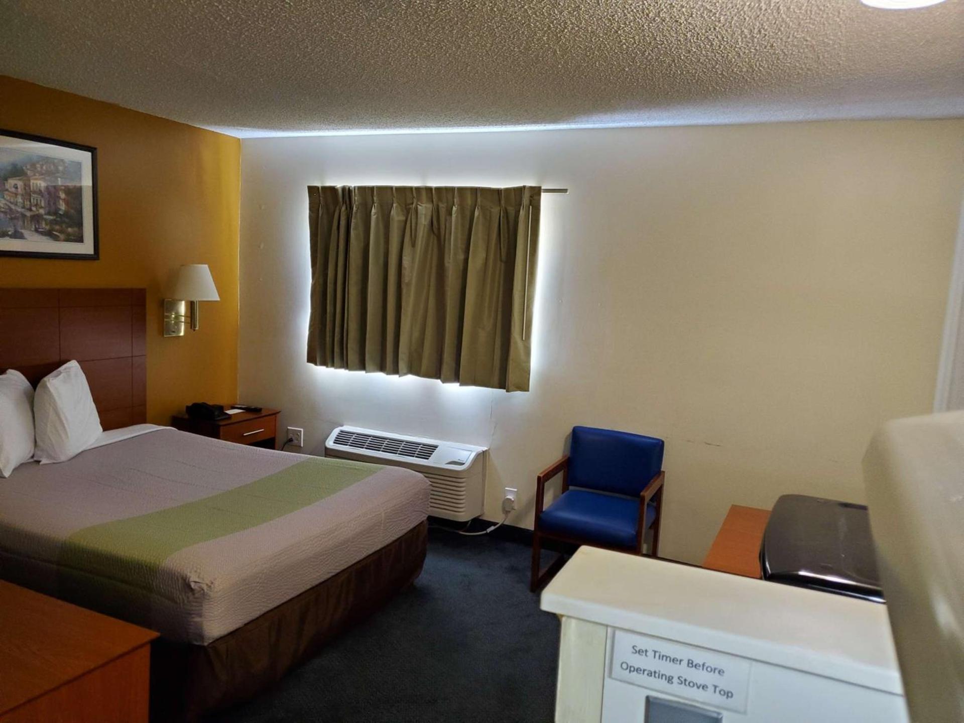 Studio 6 Extended Stay - Richmond, VA - I-64 West photo 10