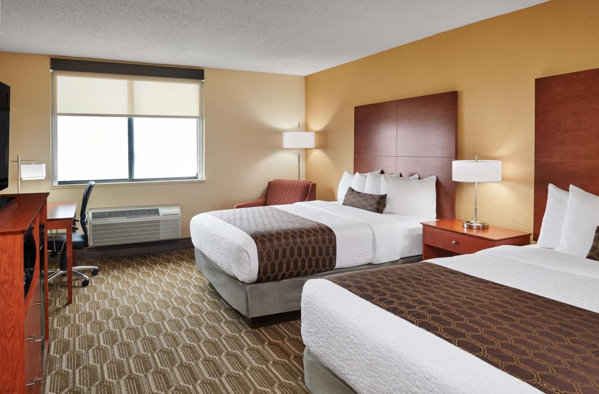 Best Western Plus Milwaukee Airport Hotel & Conference Center photo 10