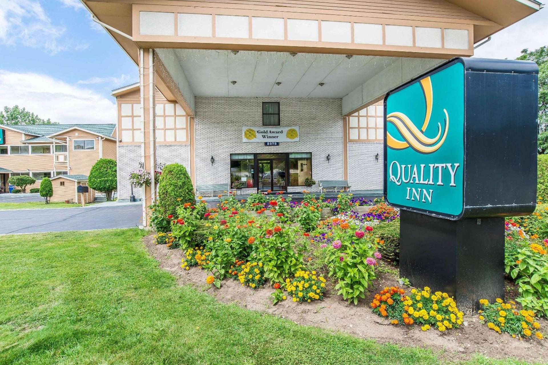 Quality Inn Shelburne - Burlington photo 3