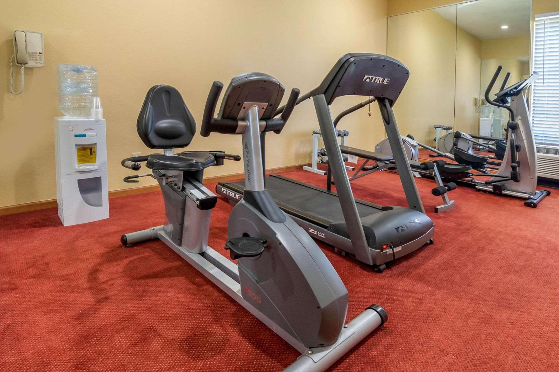 Quality Inn & Suites Lenexa Kansas City photo 17