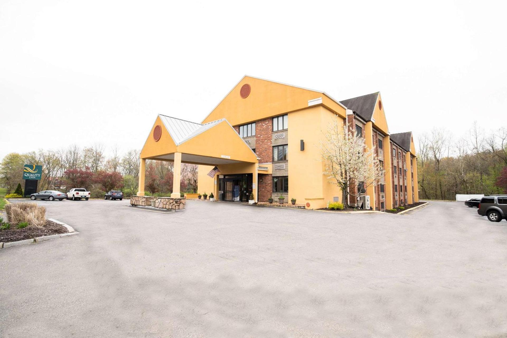 Cromwell Inn - Middletown photo 8