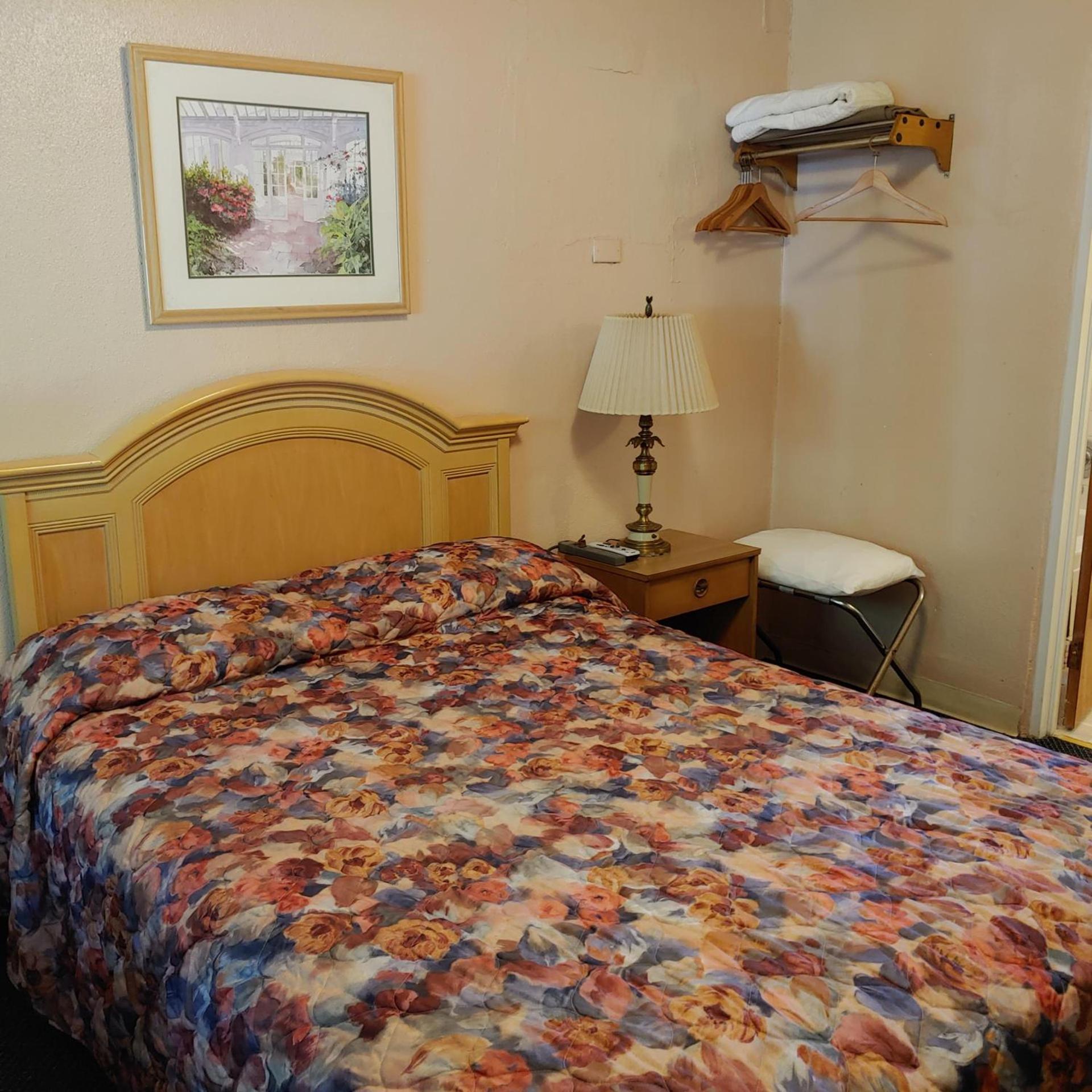 Rolling Brook Inn photo 40