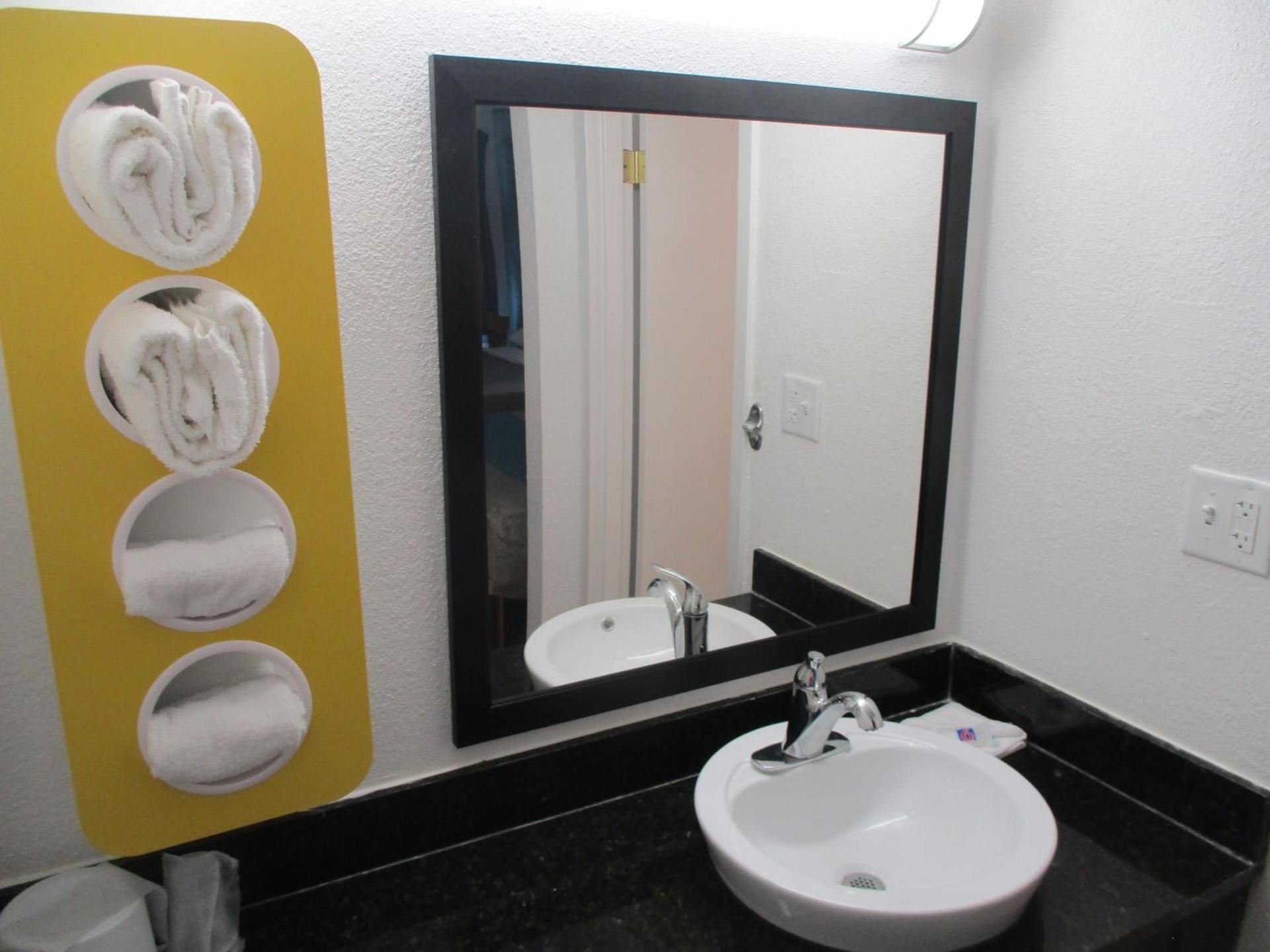 Motel 6 Chattanooga - Airport photo 35