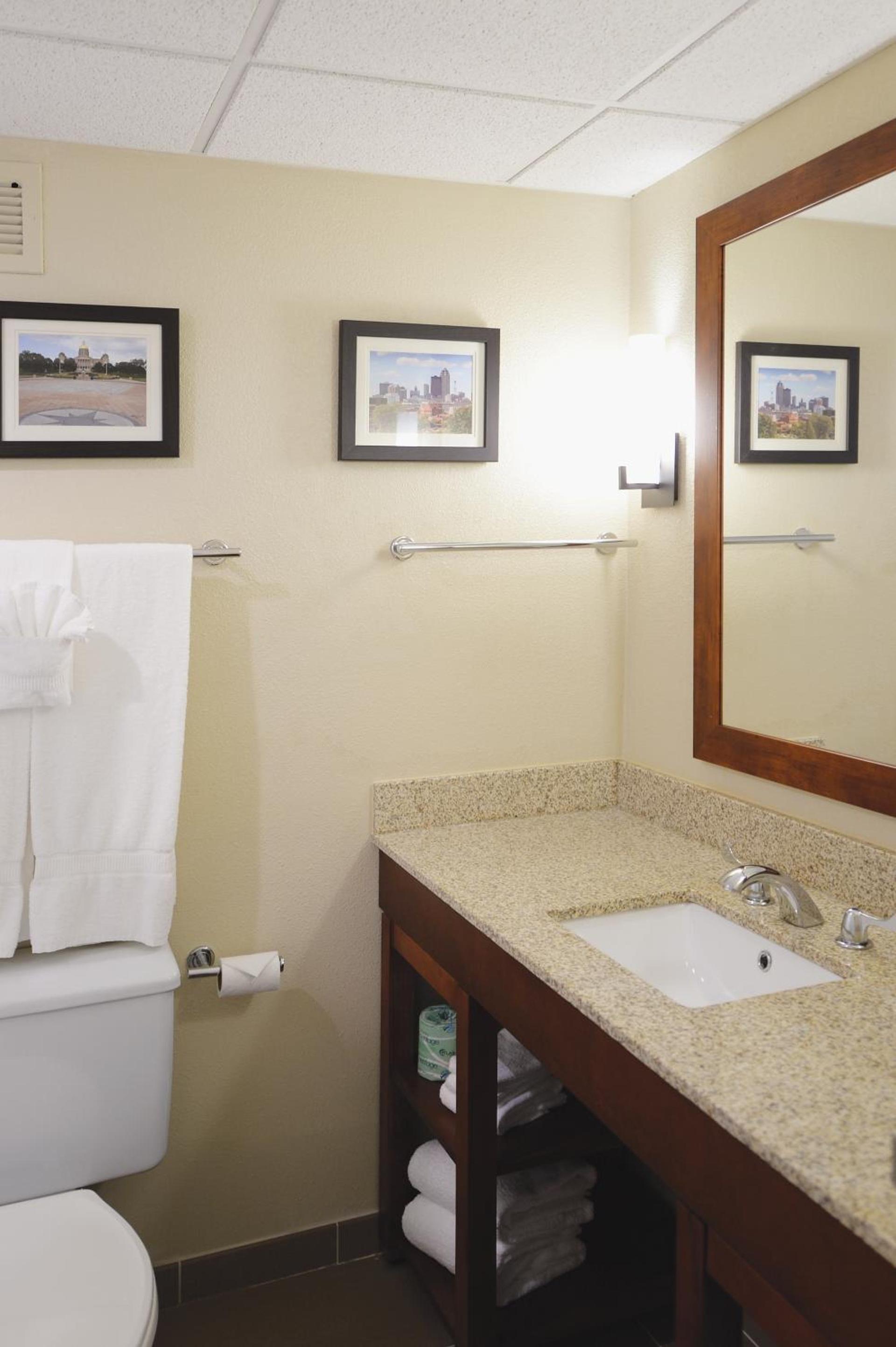 Comfort Inn & Suites Event Center photo 24