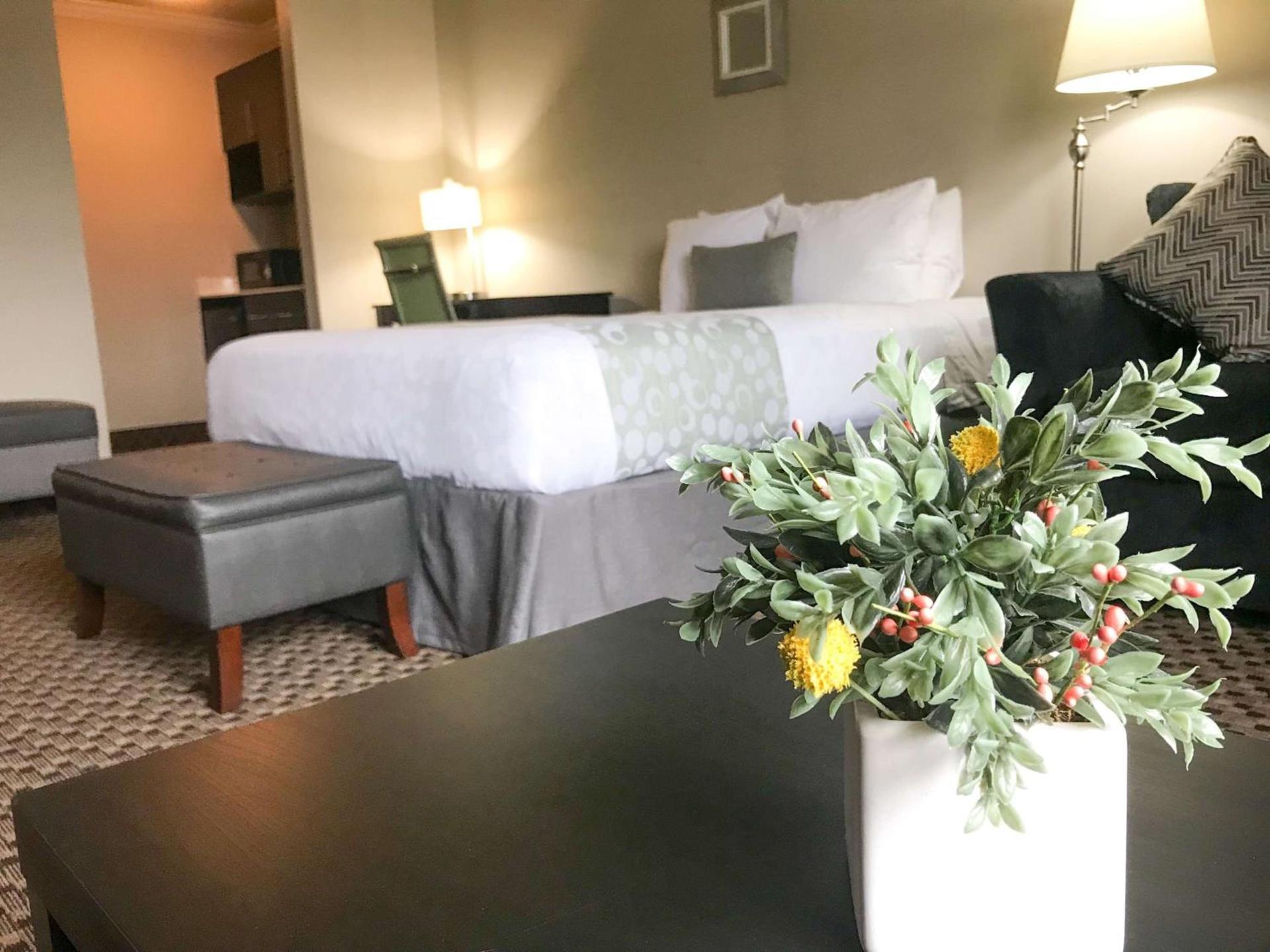 Best Western PLUS La Mesa San Diego photo 40