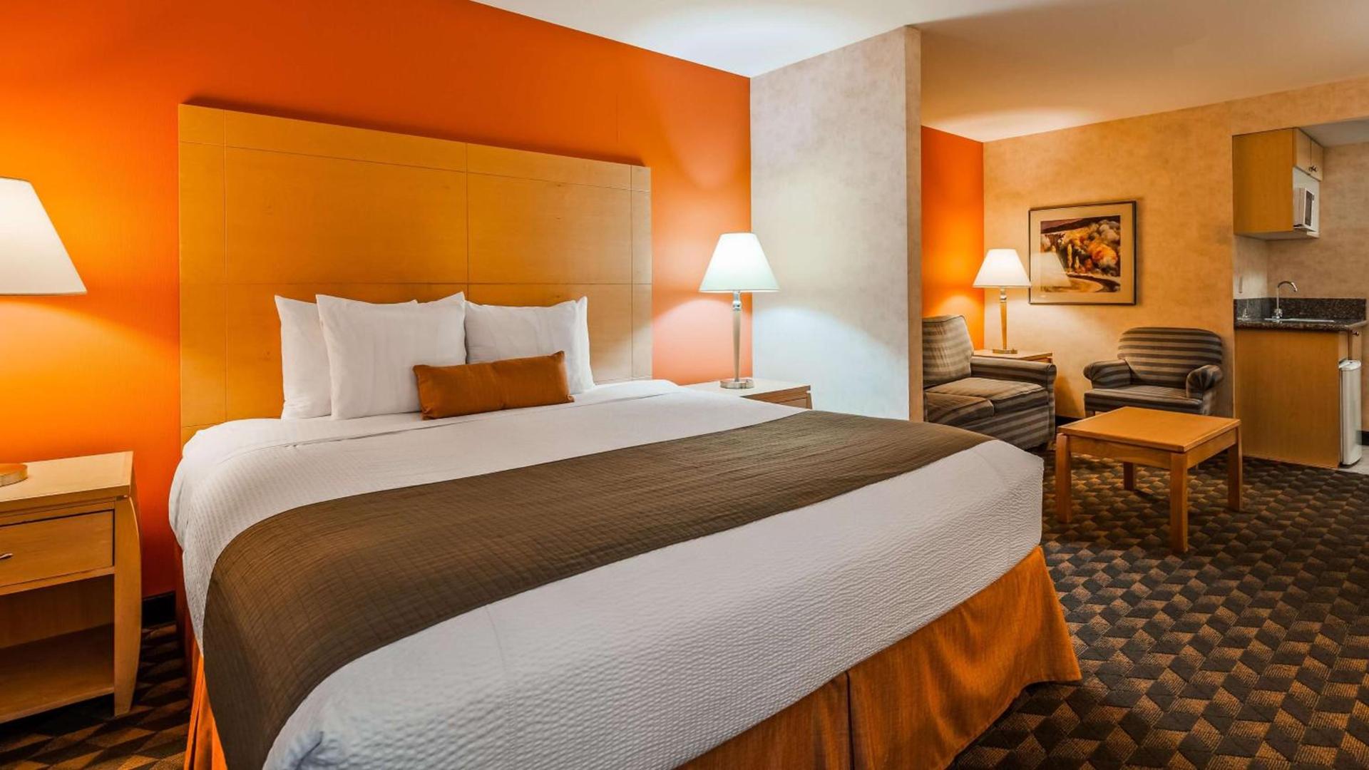 Best Western Plus North Las Vegas Inn & Suites photo 40