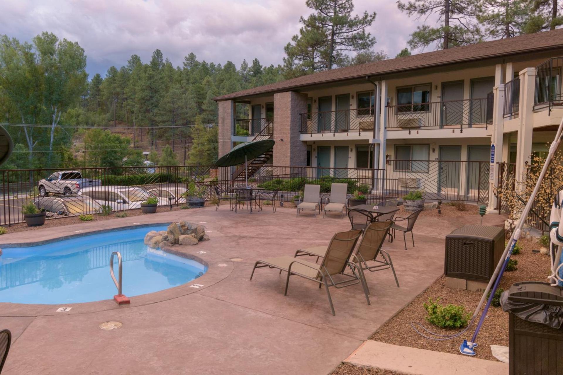 Days Inn by Wyndham Prescott photo 14