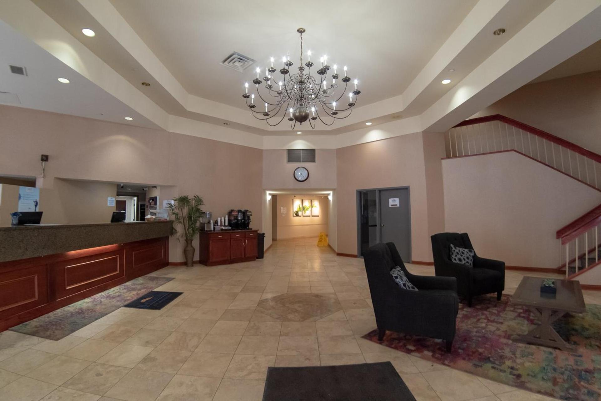 Baymont by Wyndham Shakopee photo 56