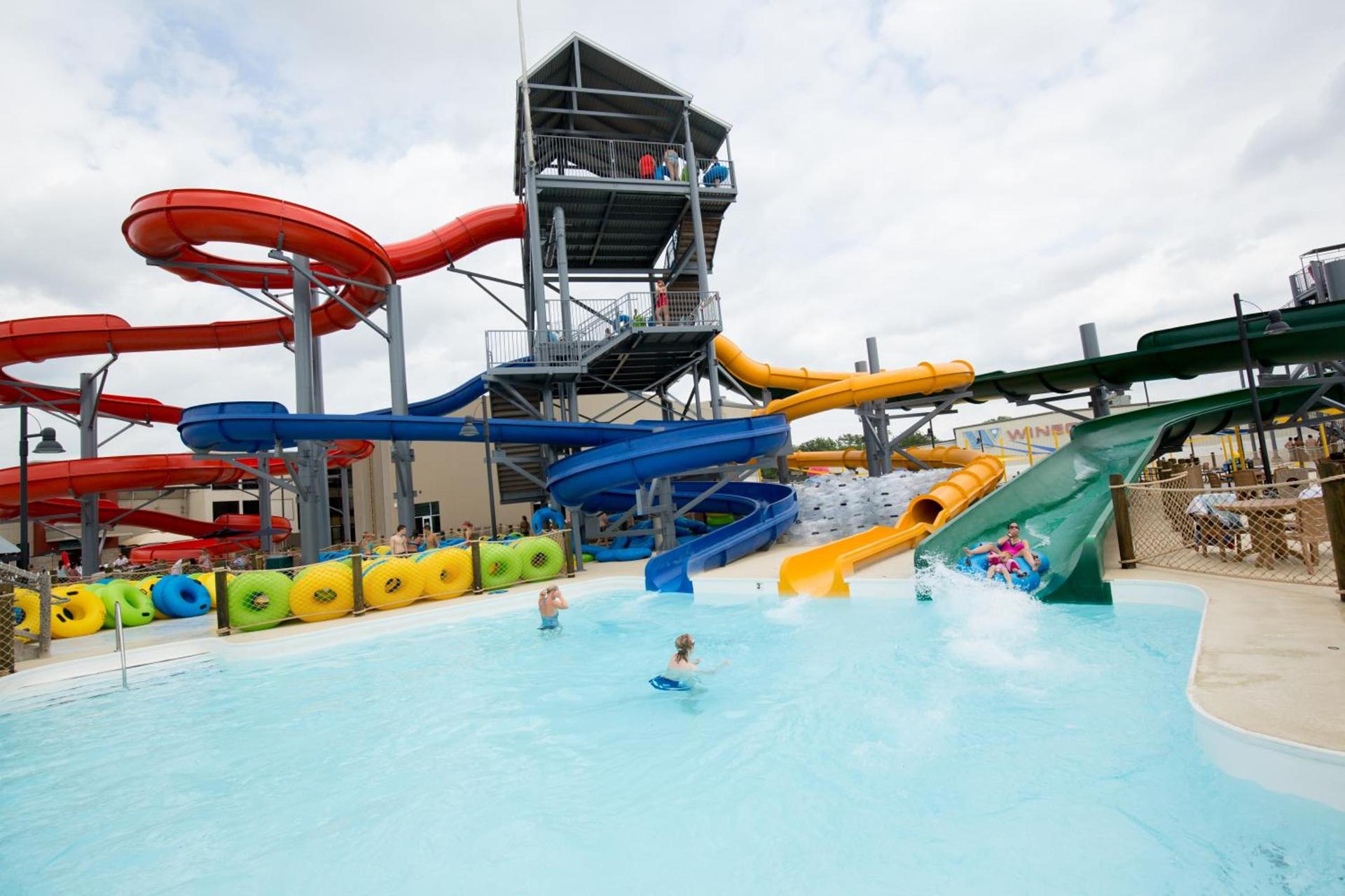 Fun City Resort Hotel photo 40