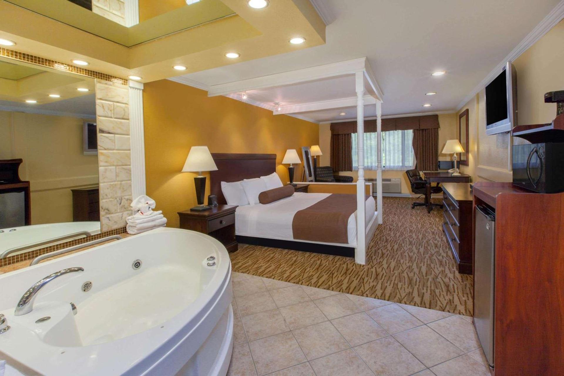 Baymont by Wyndham Pompton Plains/Wayne photo 13