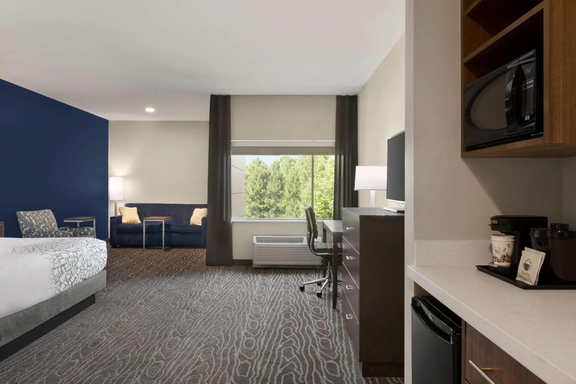 La Quinta by Wyndham Rock Hill photo 53