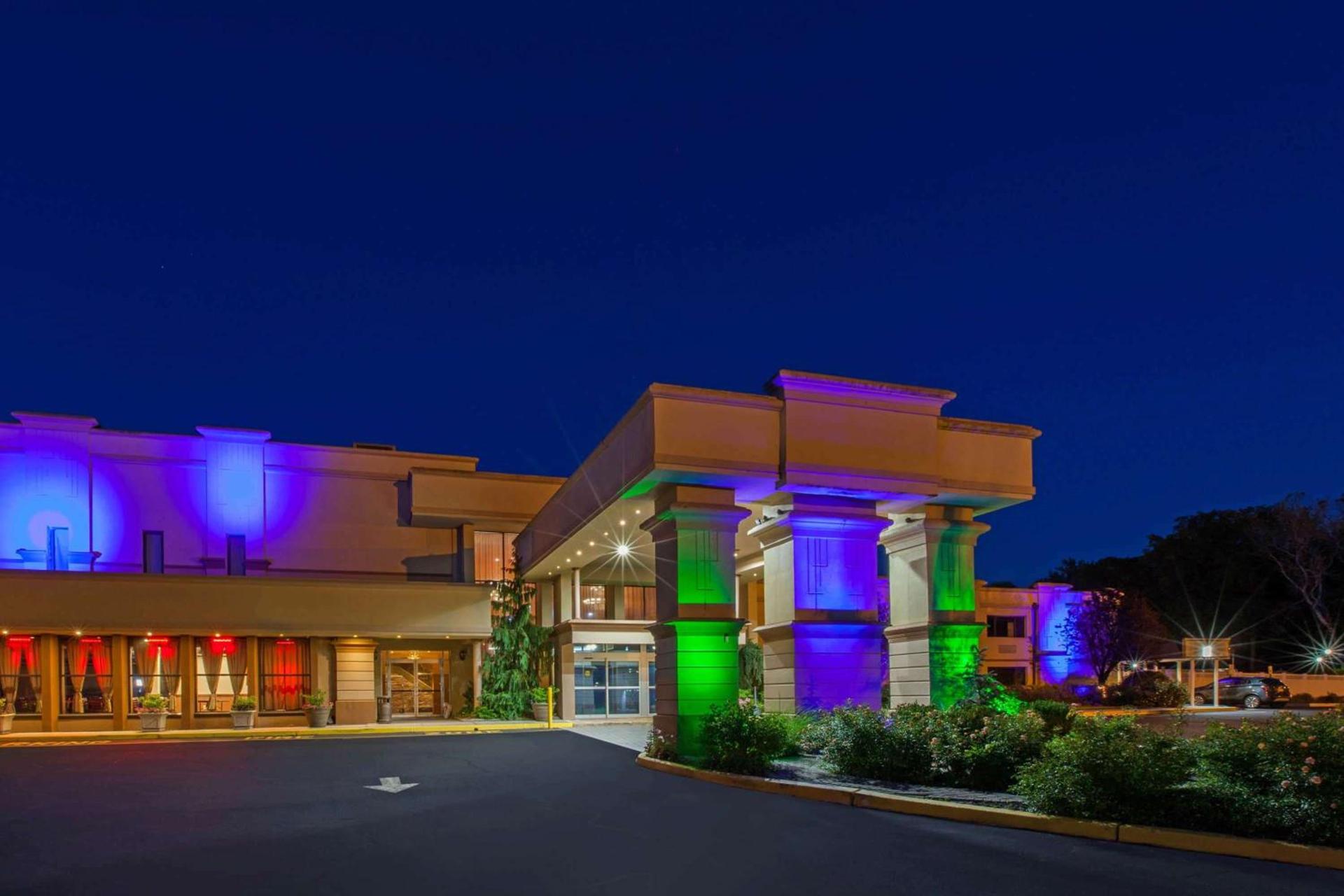 Baymont by Wyndham Pompton Plains/Wayne photo 2