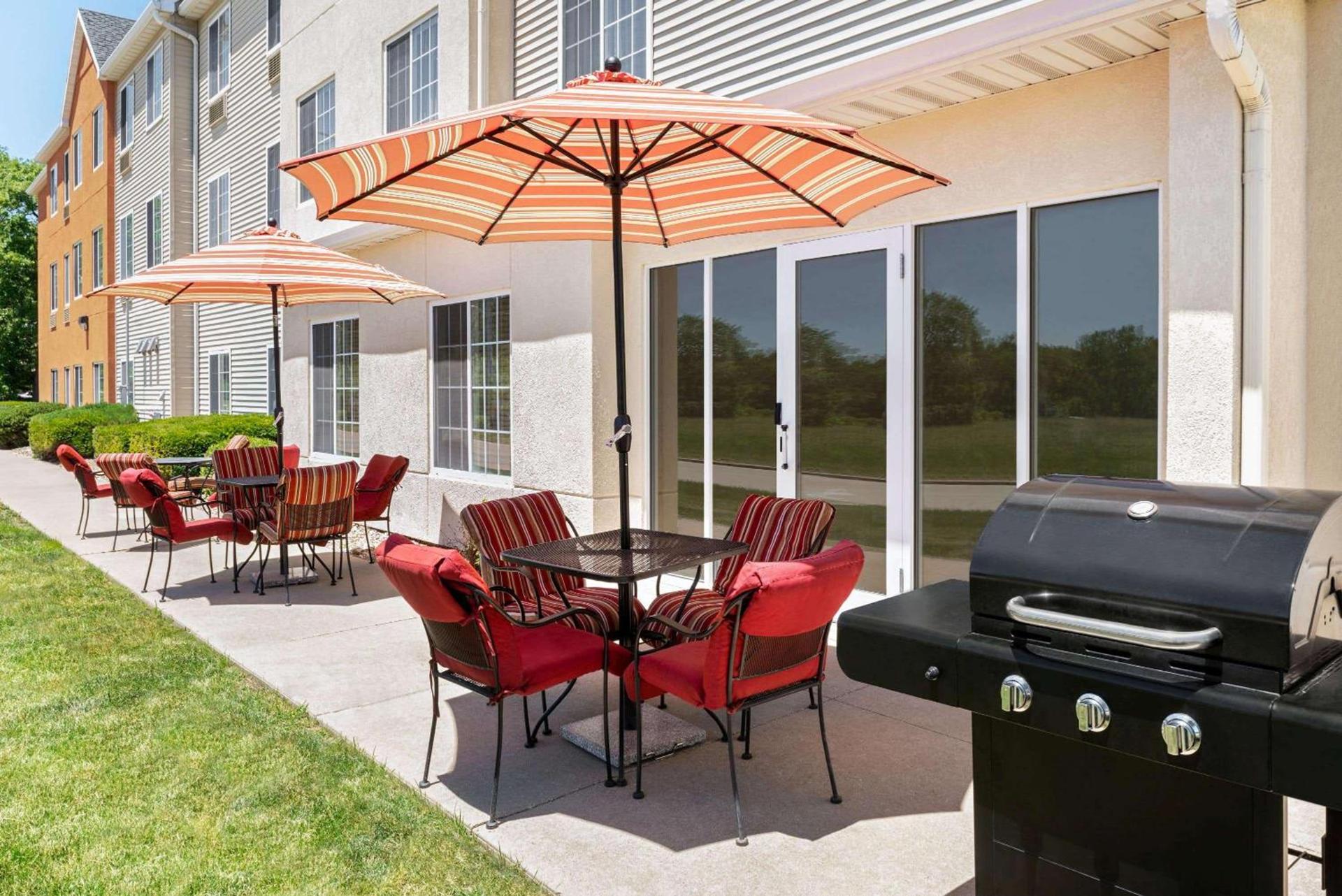 Hawthorn Extended Stay by Wyndham Decatur photo 35