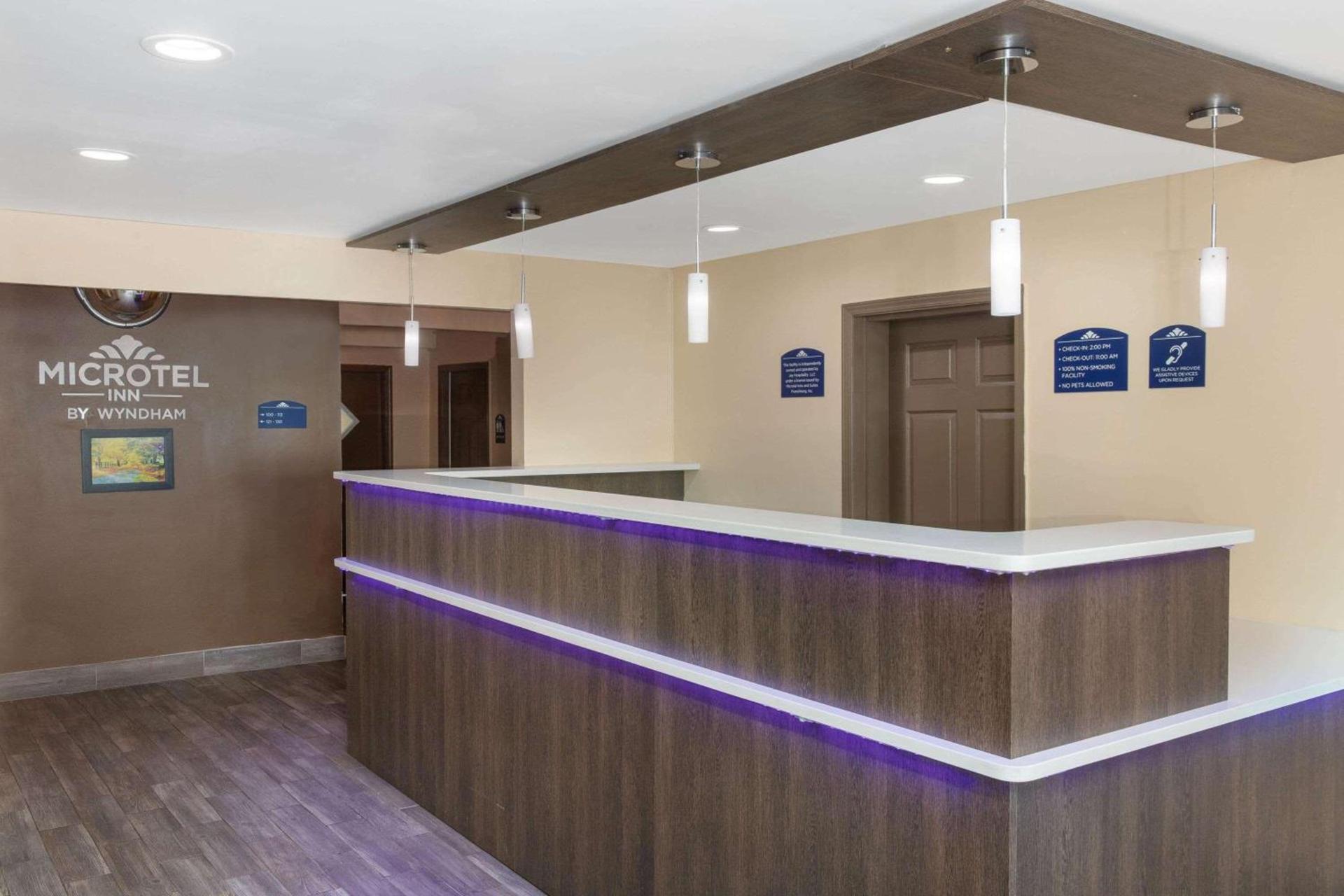 Microtel Inn & Suites by Wyndham Columbia Fort Jackson N photo 14