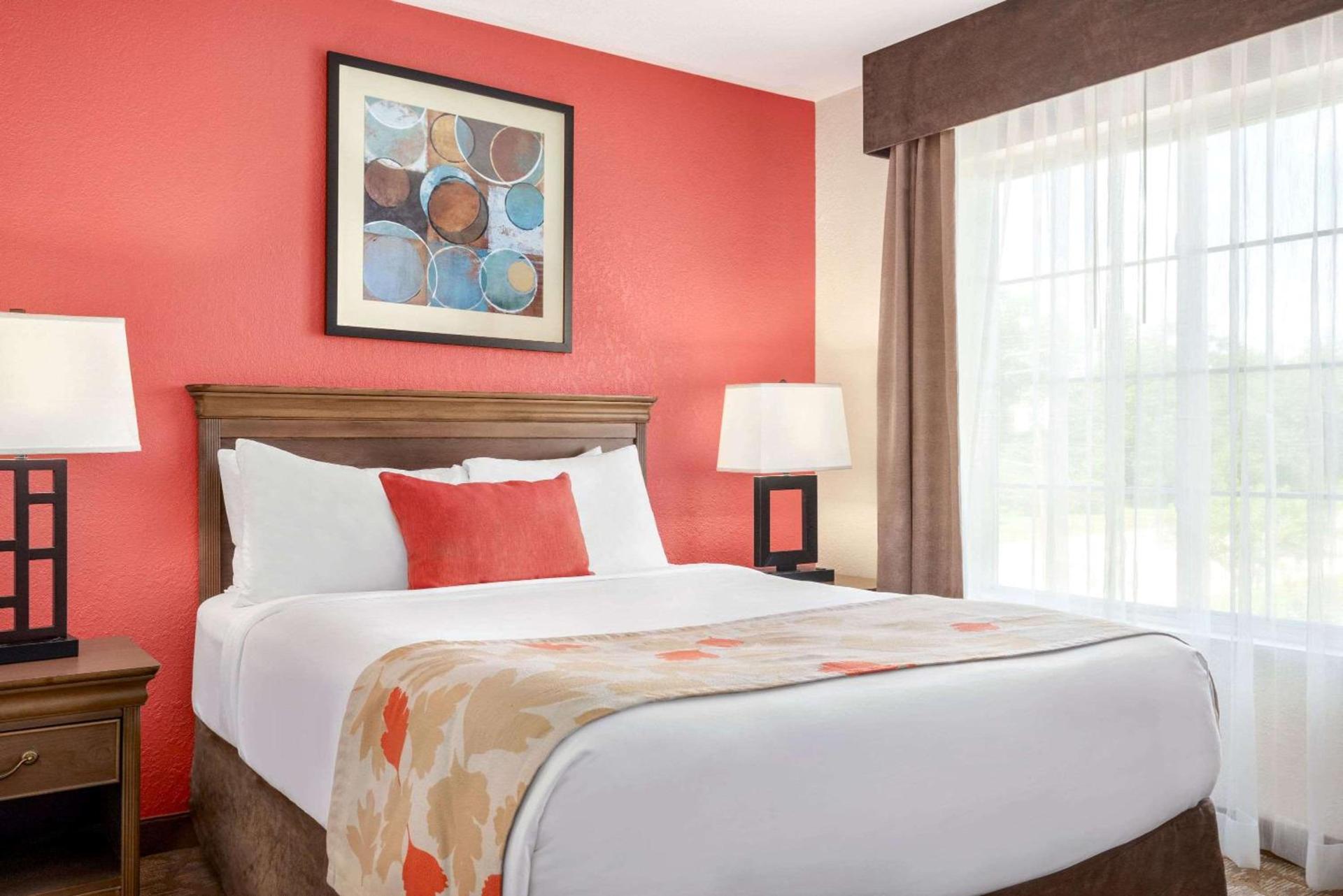 Hawthorn Extended Stay by Wyndham Decatur photo 19
