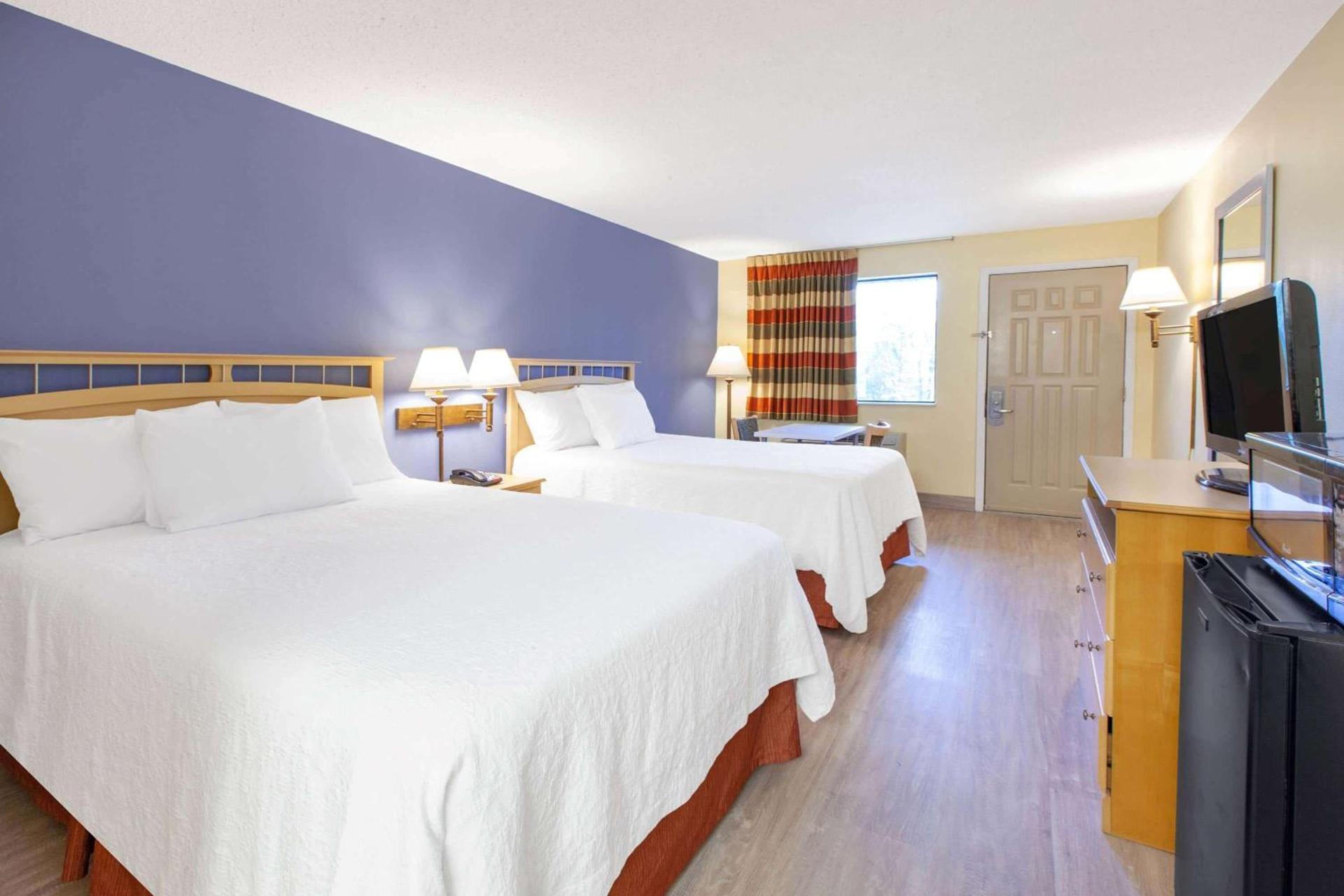 Days Inn by Wyndham Grantville photo 12