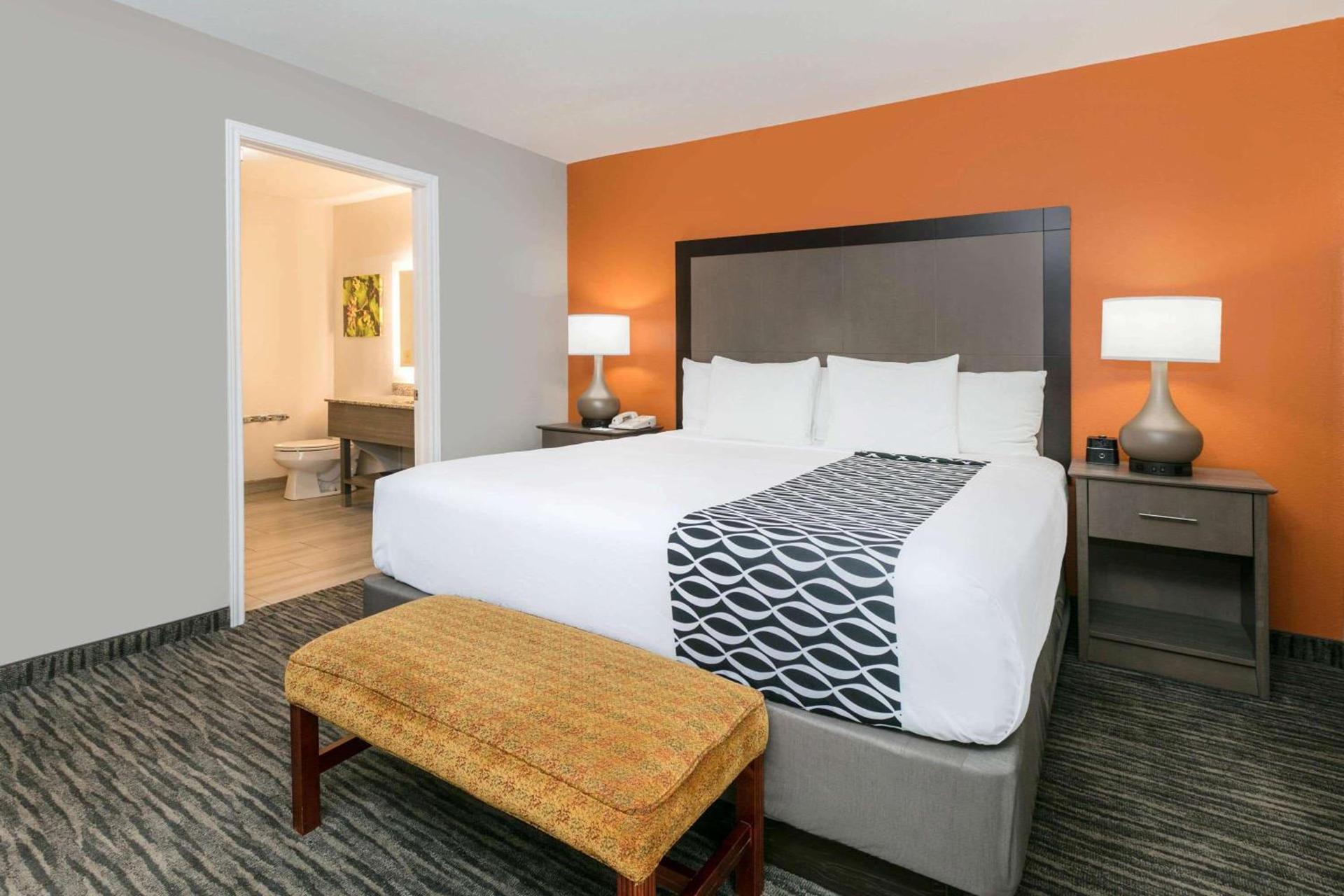 La Quinta by Wyndham Fredericksburg photo 10