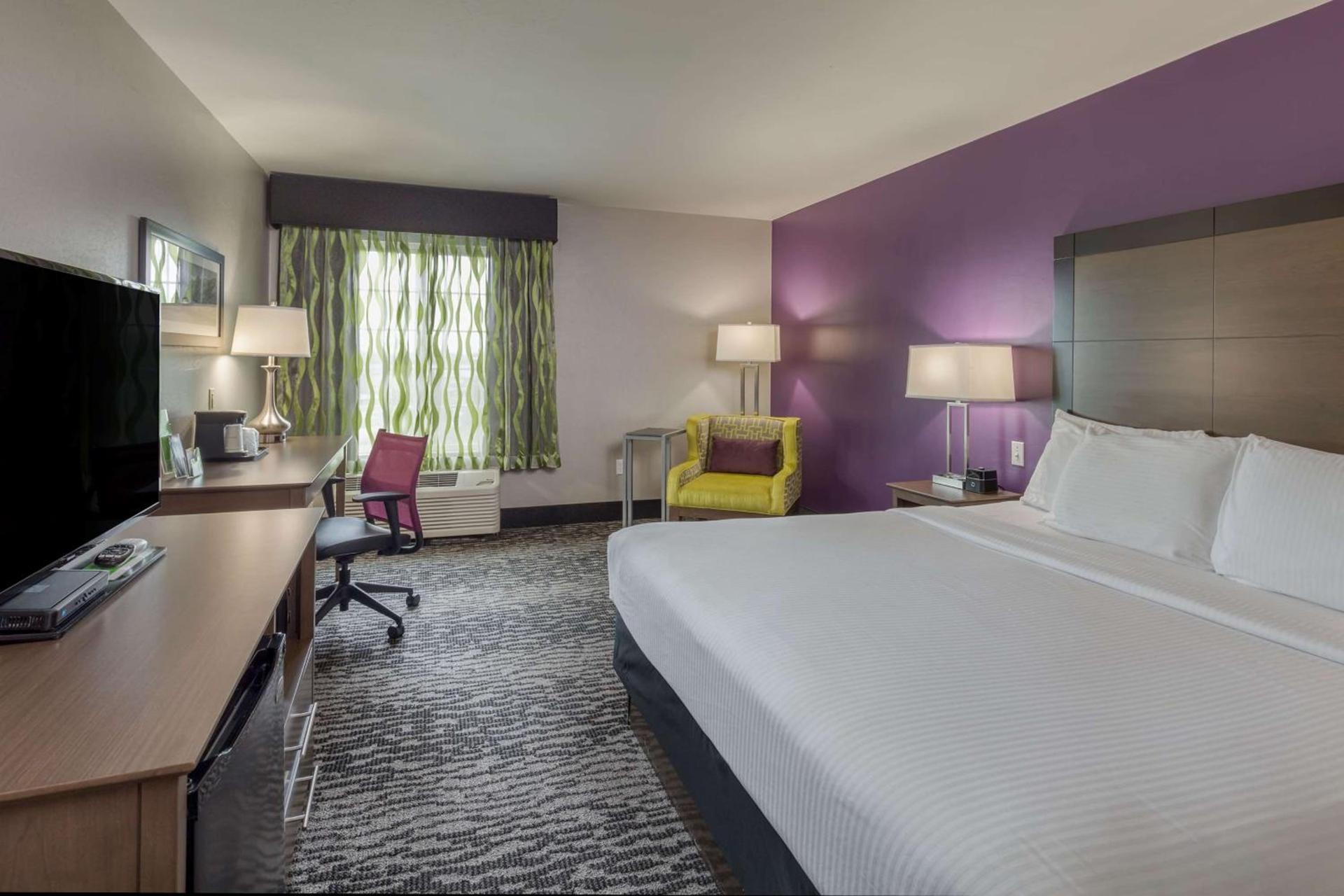 La Quinta by Wyndham Visalia/Sequoia Gateway photo 66