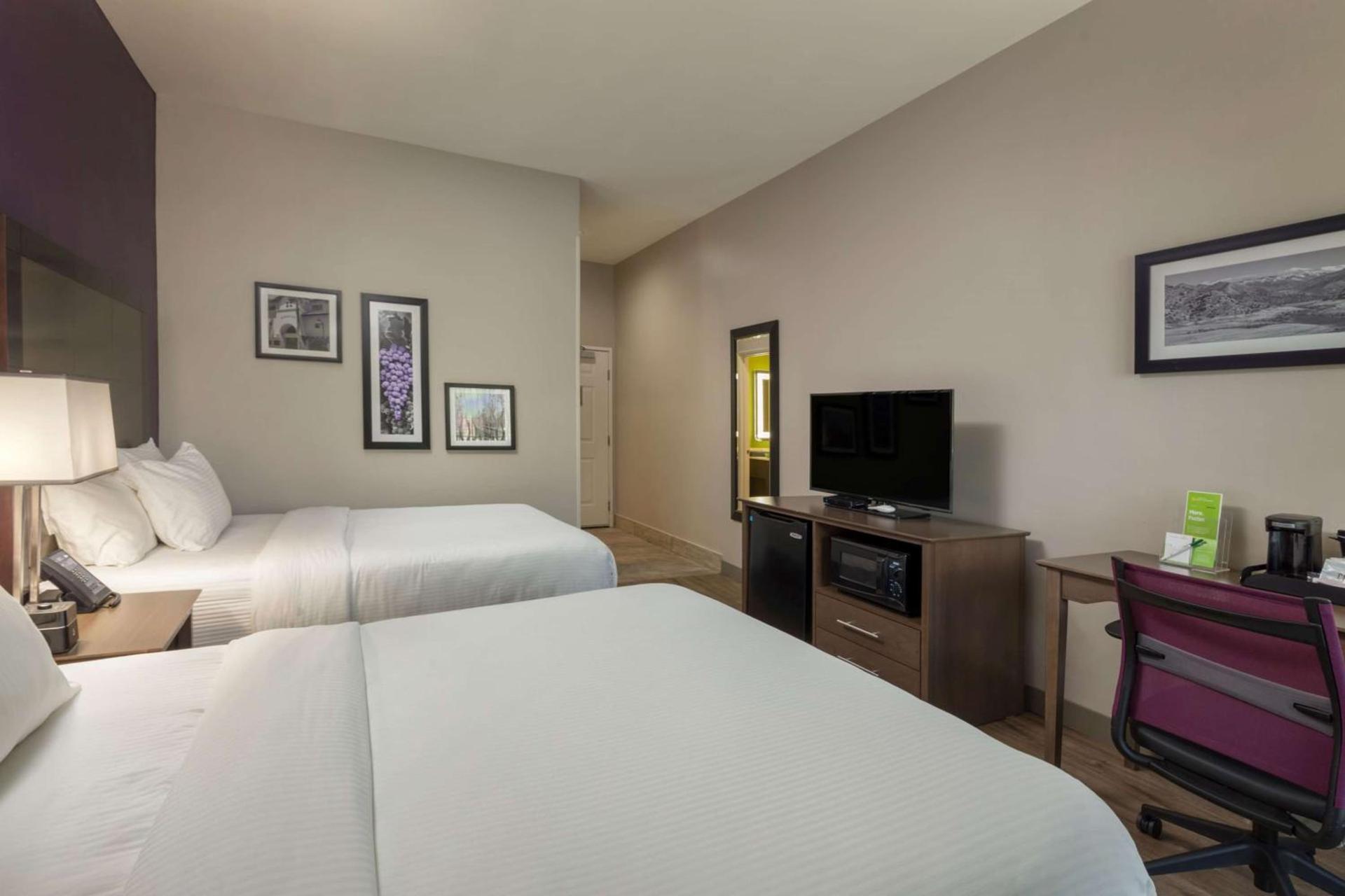 La Quinta by Wyndham Visalia/Sequoia Gateway photo 64