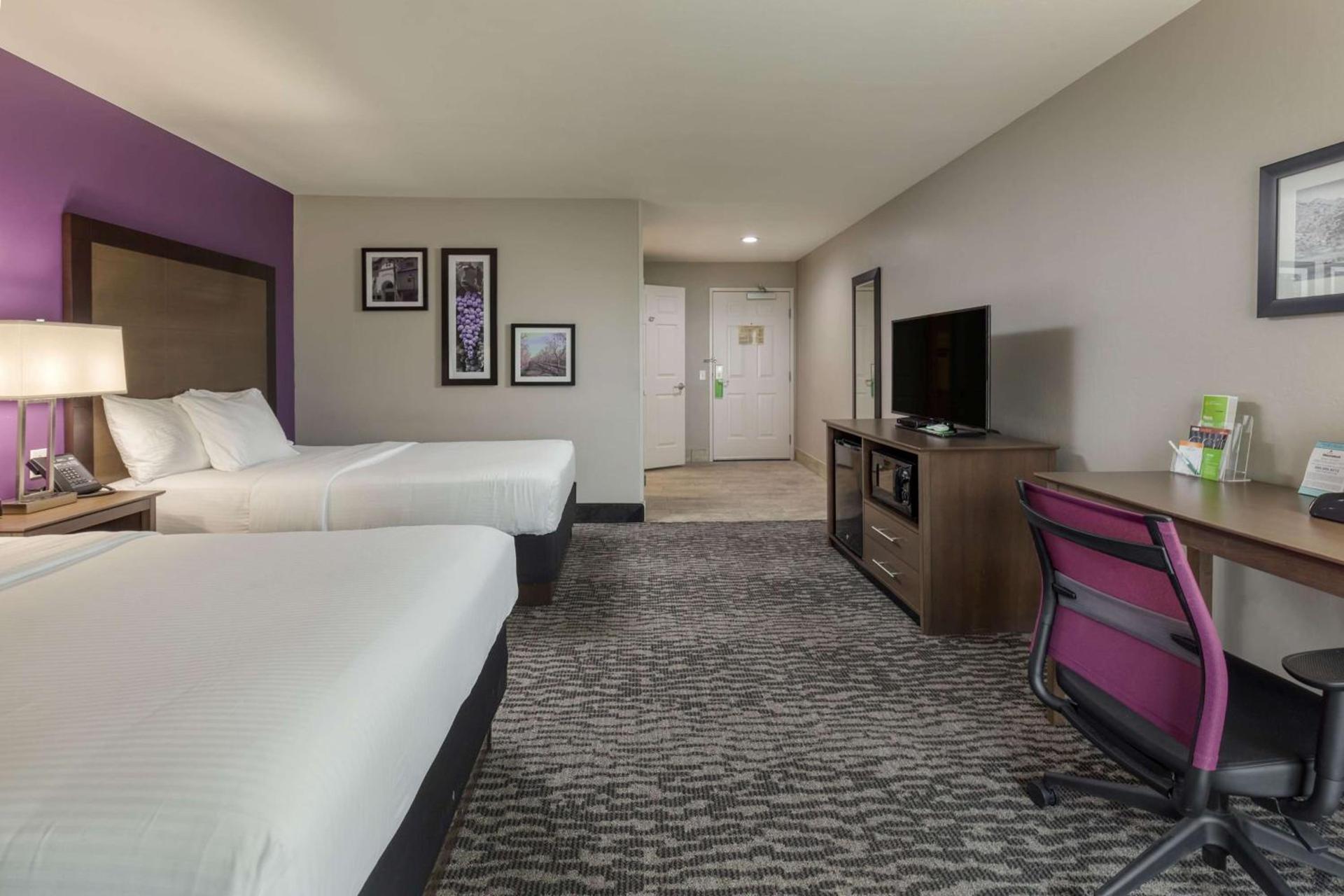 La Quinta by Wyndham Visalia/Sequoia Gateway photo 52