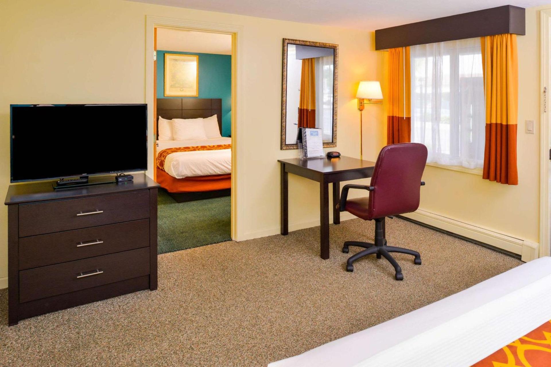 Rodeway Inn Orleans - Cape Cod photo 44