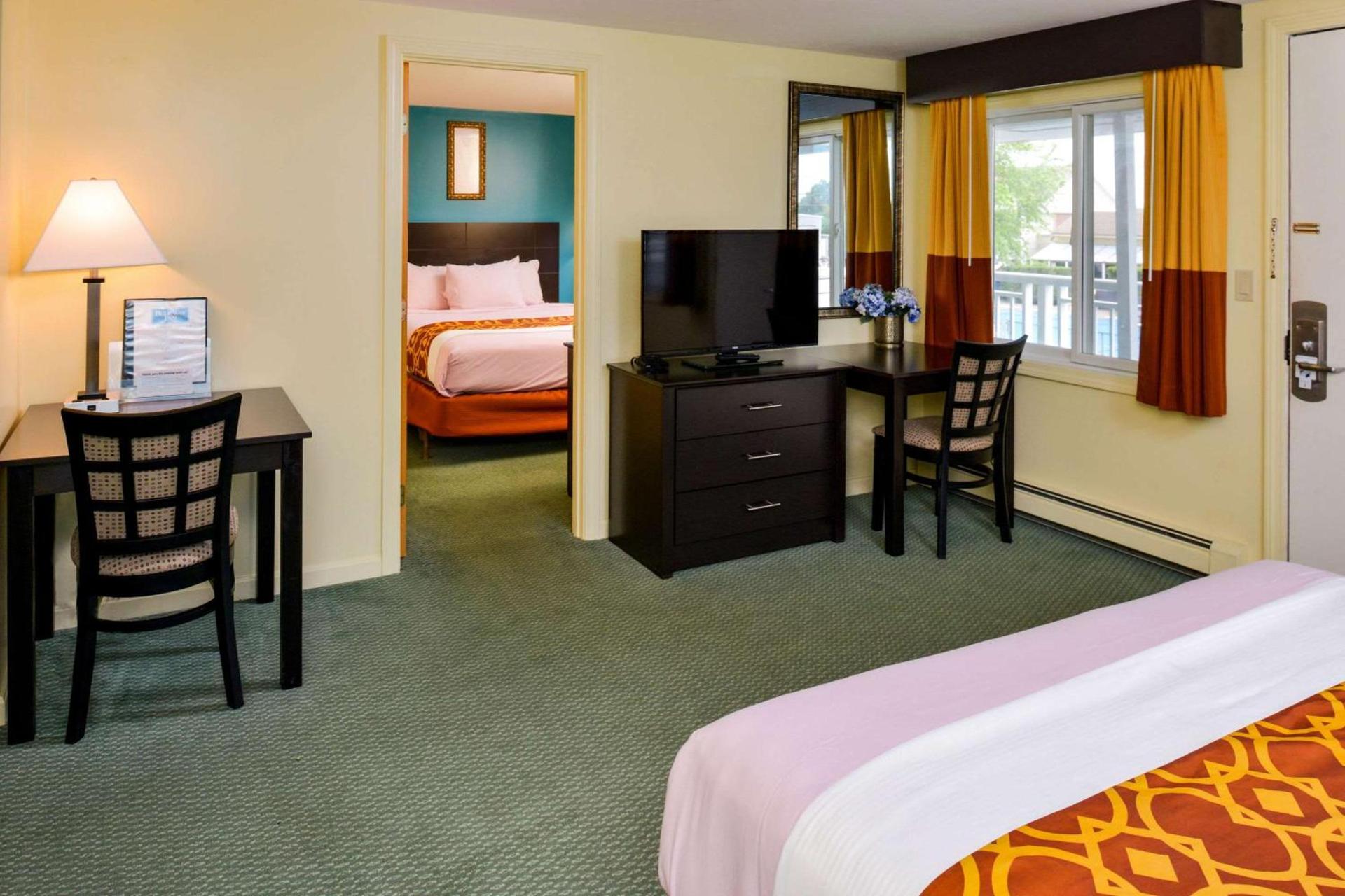 Rodeway Inn Orleans - Cape Cod photo 37