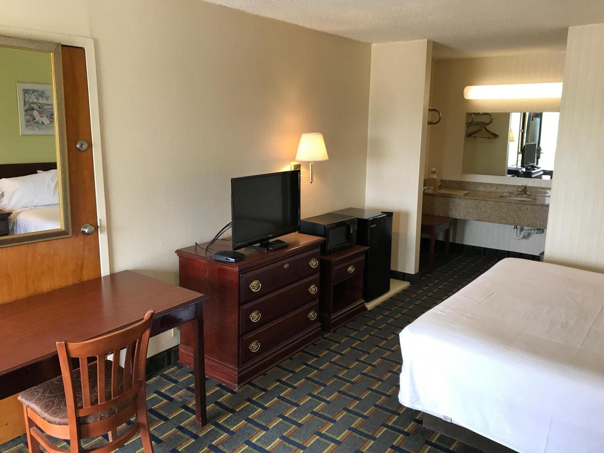 Scottish Inns Augusta photo 11