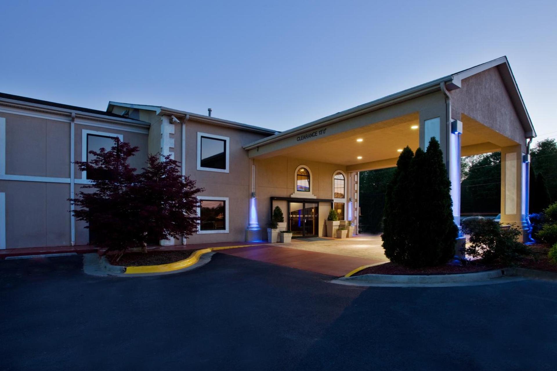 Country Inn & Suites by Radisson, Griffin, GA photo 37